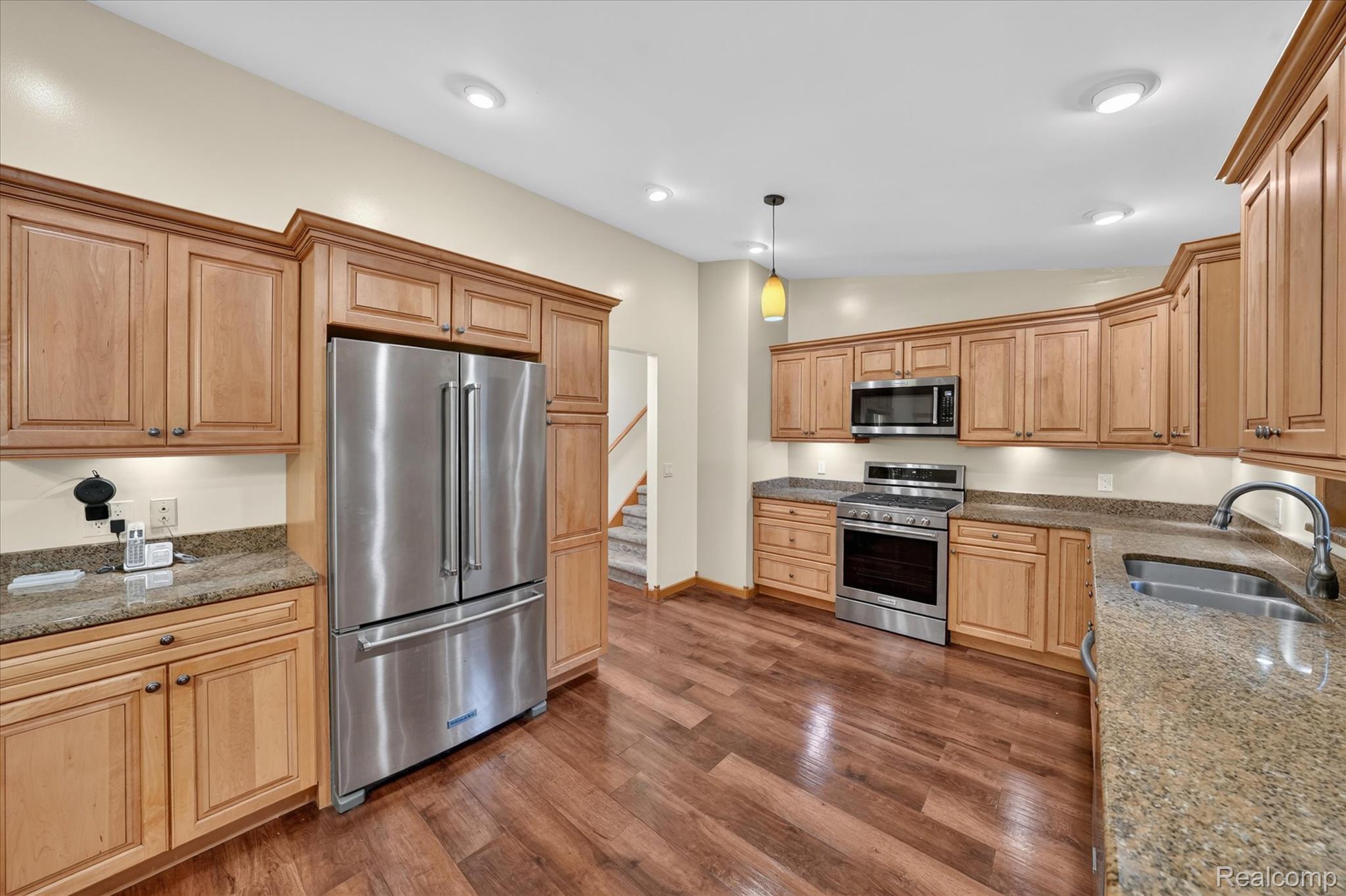 5001 Mohawk Avenue Property Photo 13