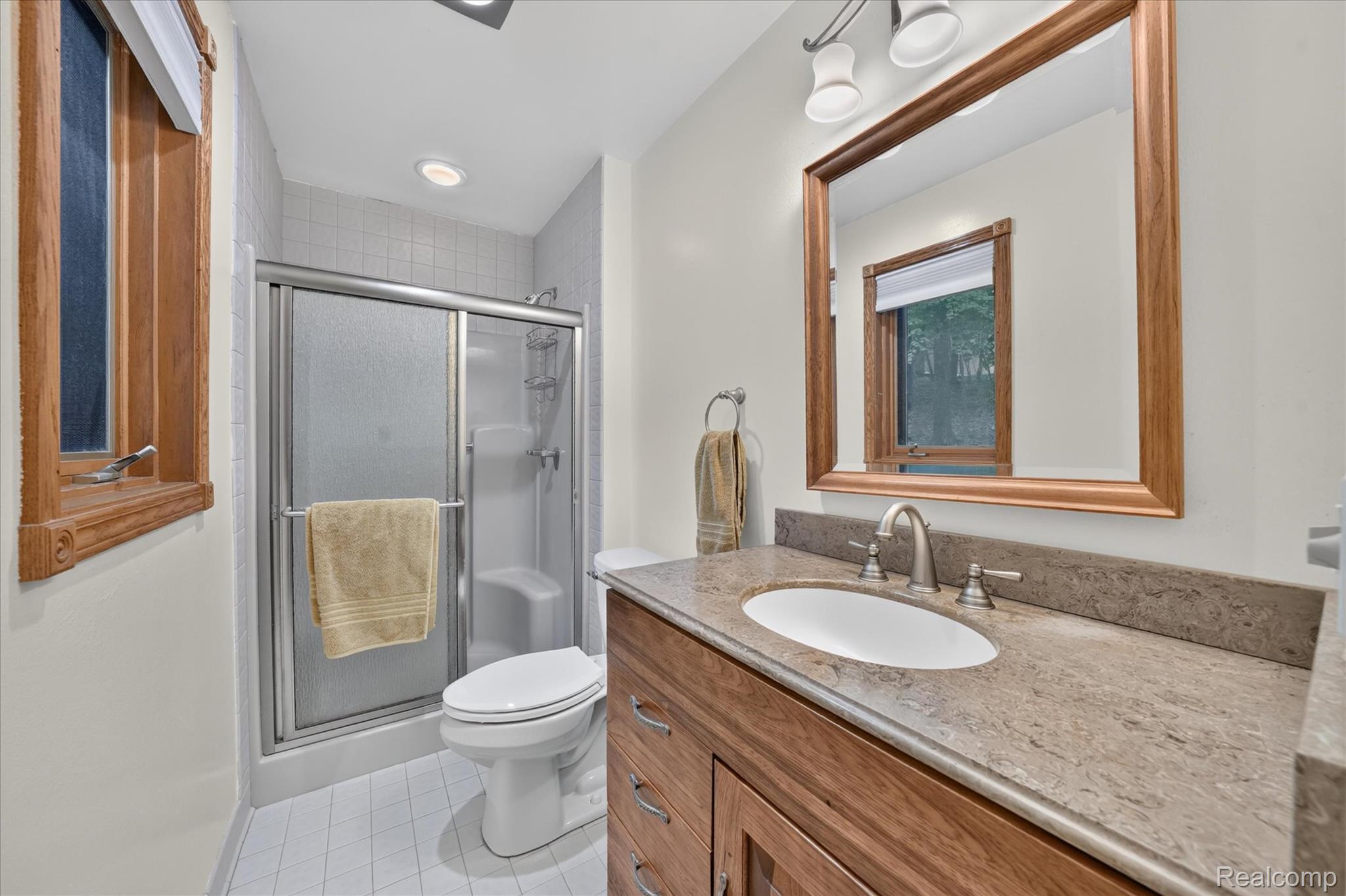 5001 Mohawk Avenue Property Photo 23