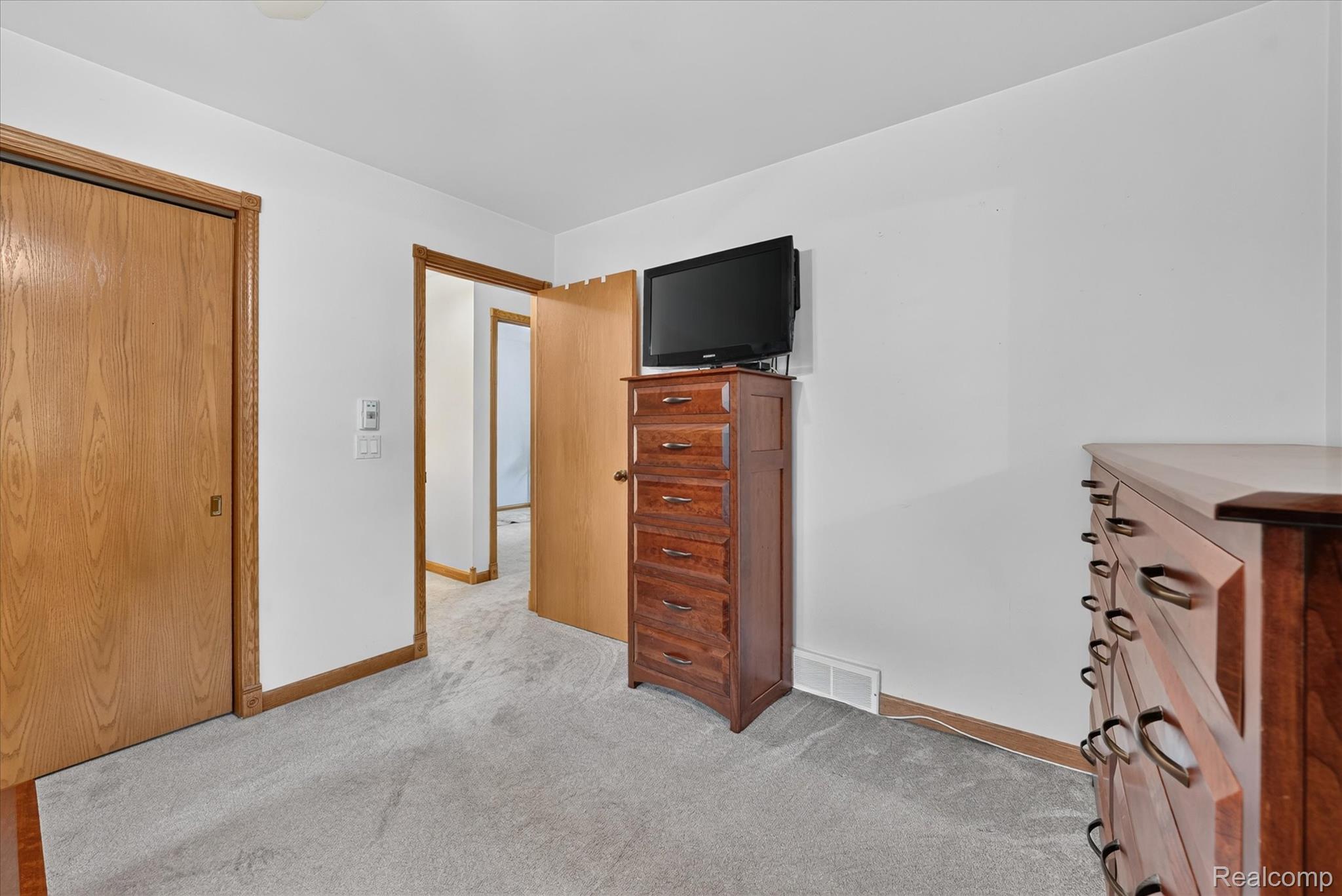 5001 Mohawk Avenue Property Photo 27