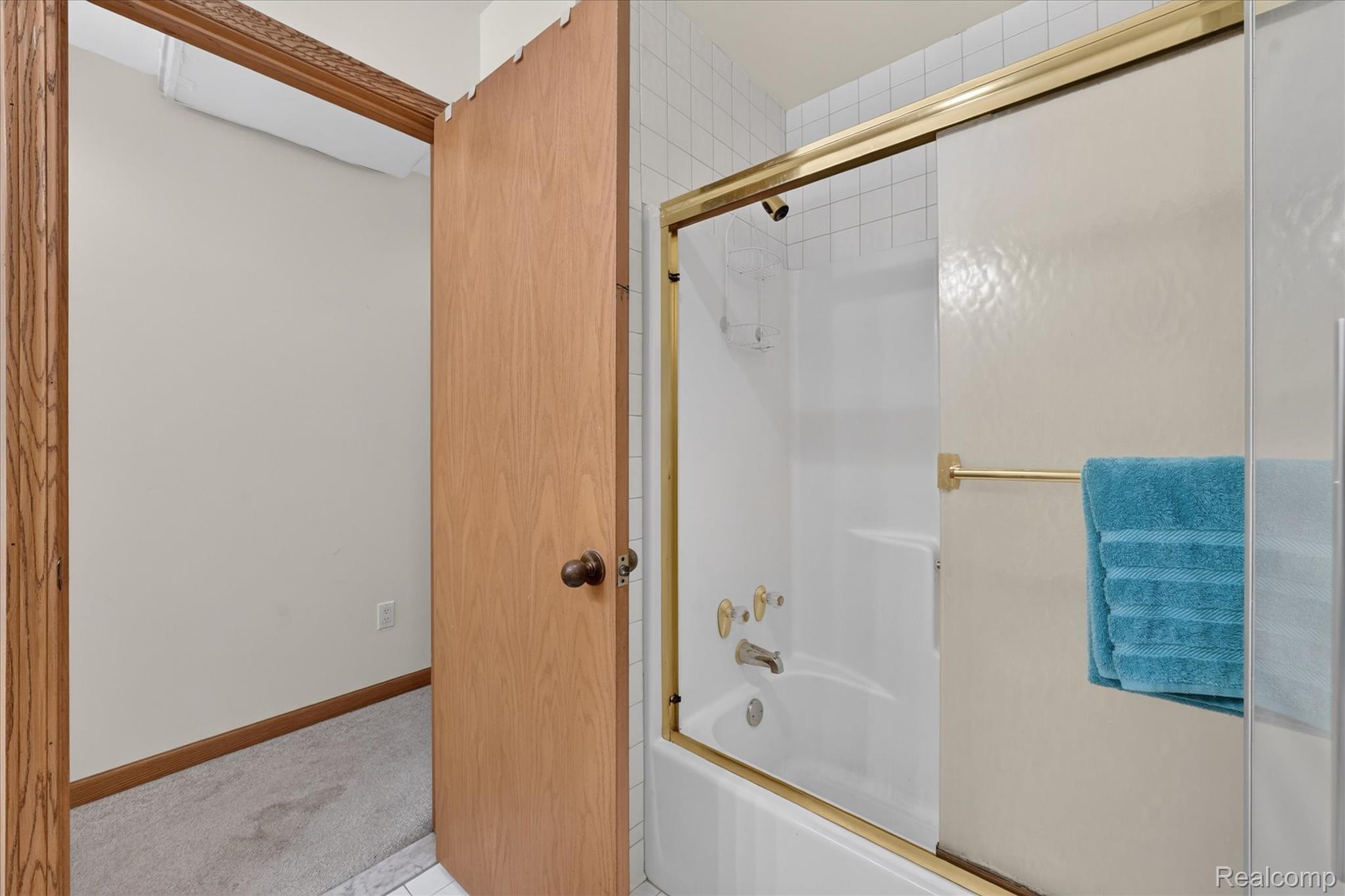 5001 Mohawk Avenue Property Photo 30