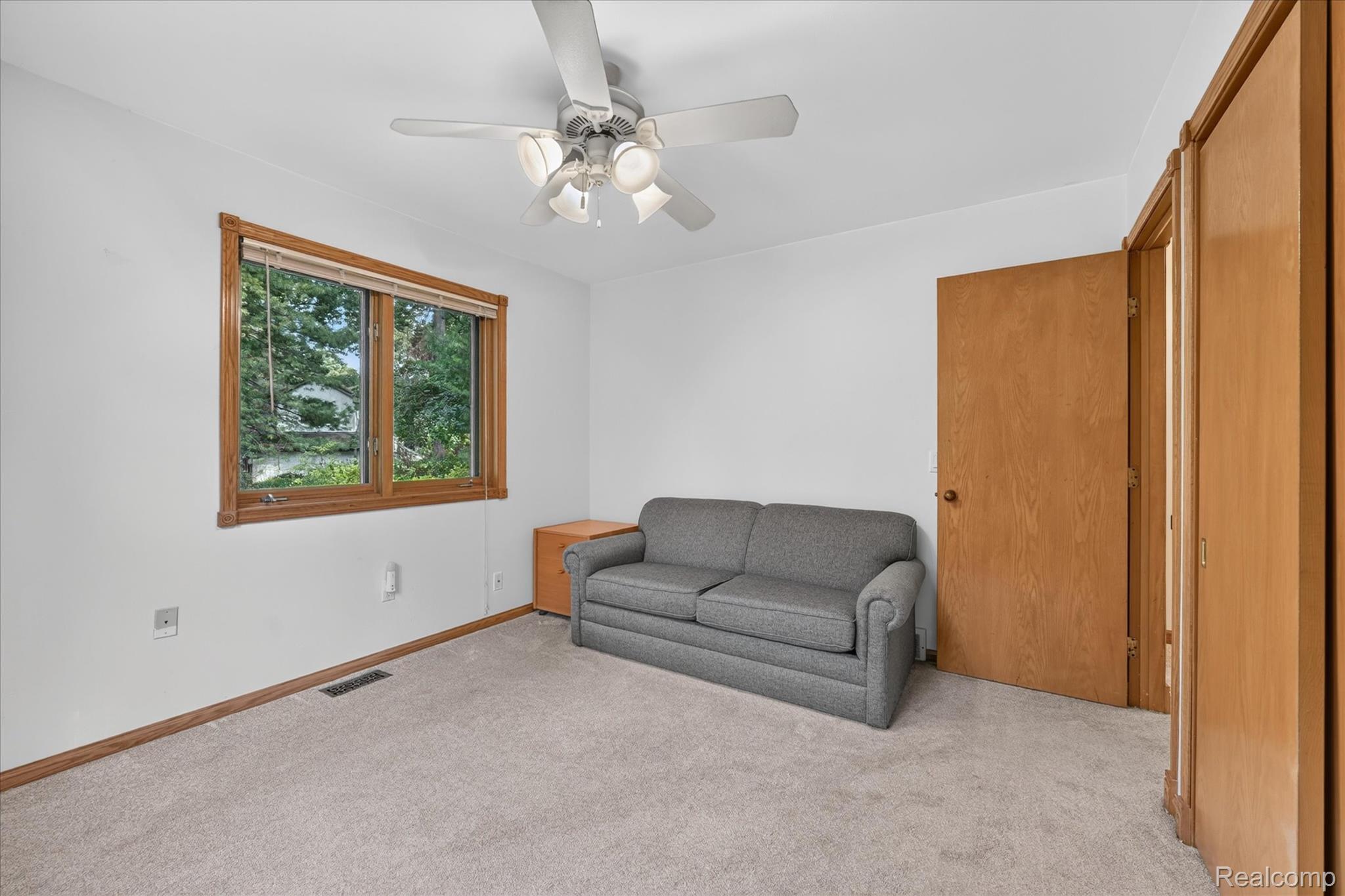 5001 Mohawk Avenue Property Photo 32
