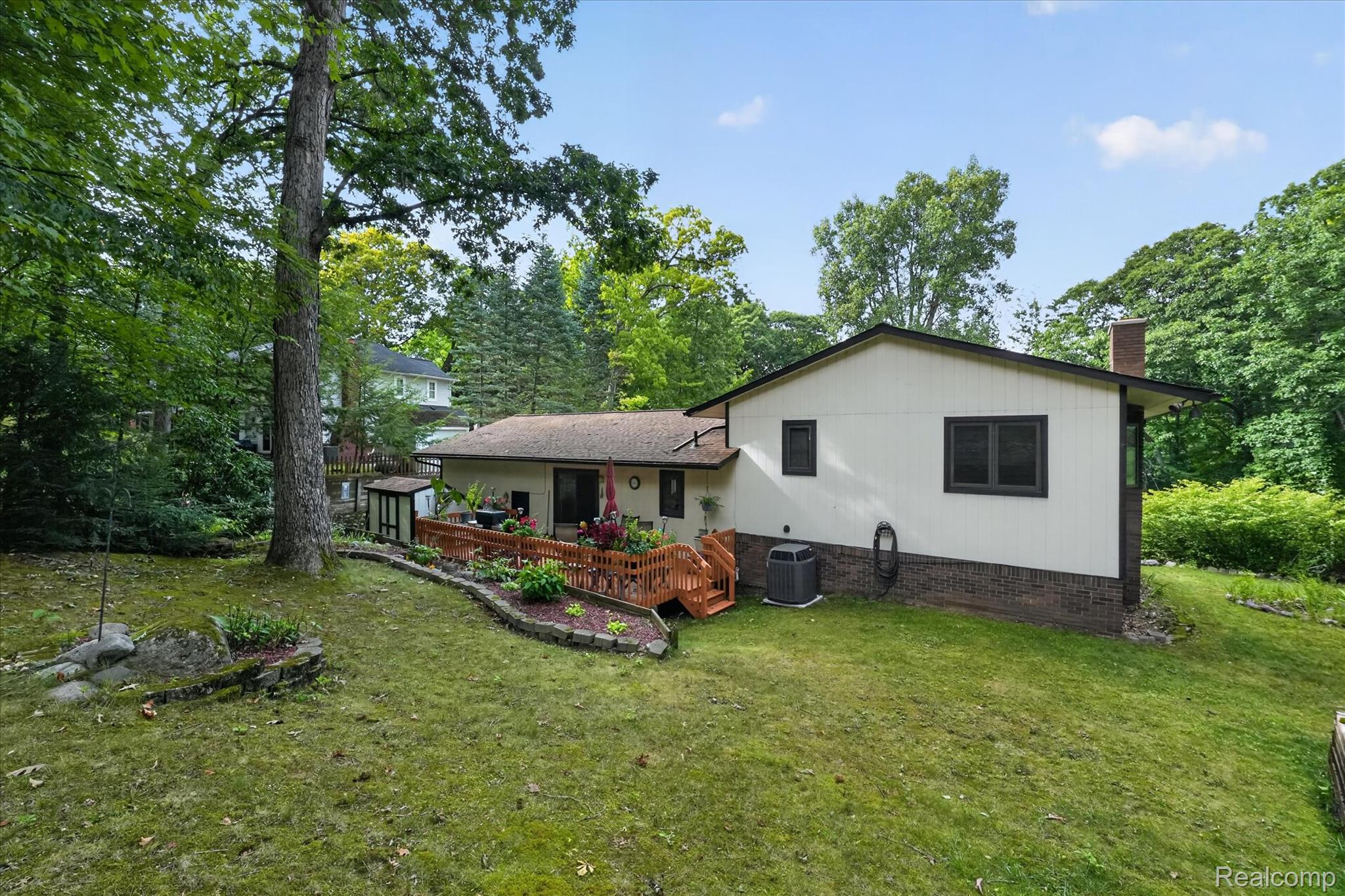 5001 Mohawk Avenue Property Photo 42