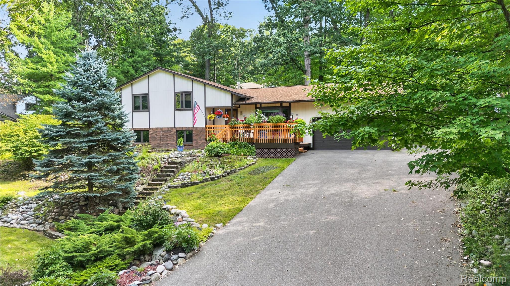 5001 Mohawk Avenue Property Photo 43