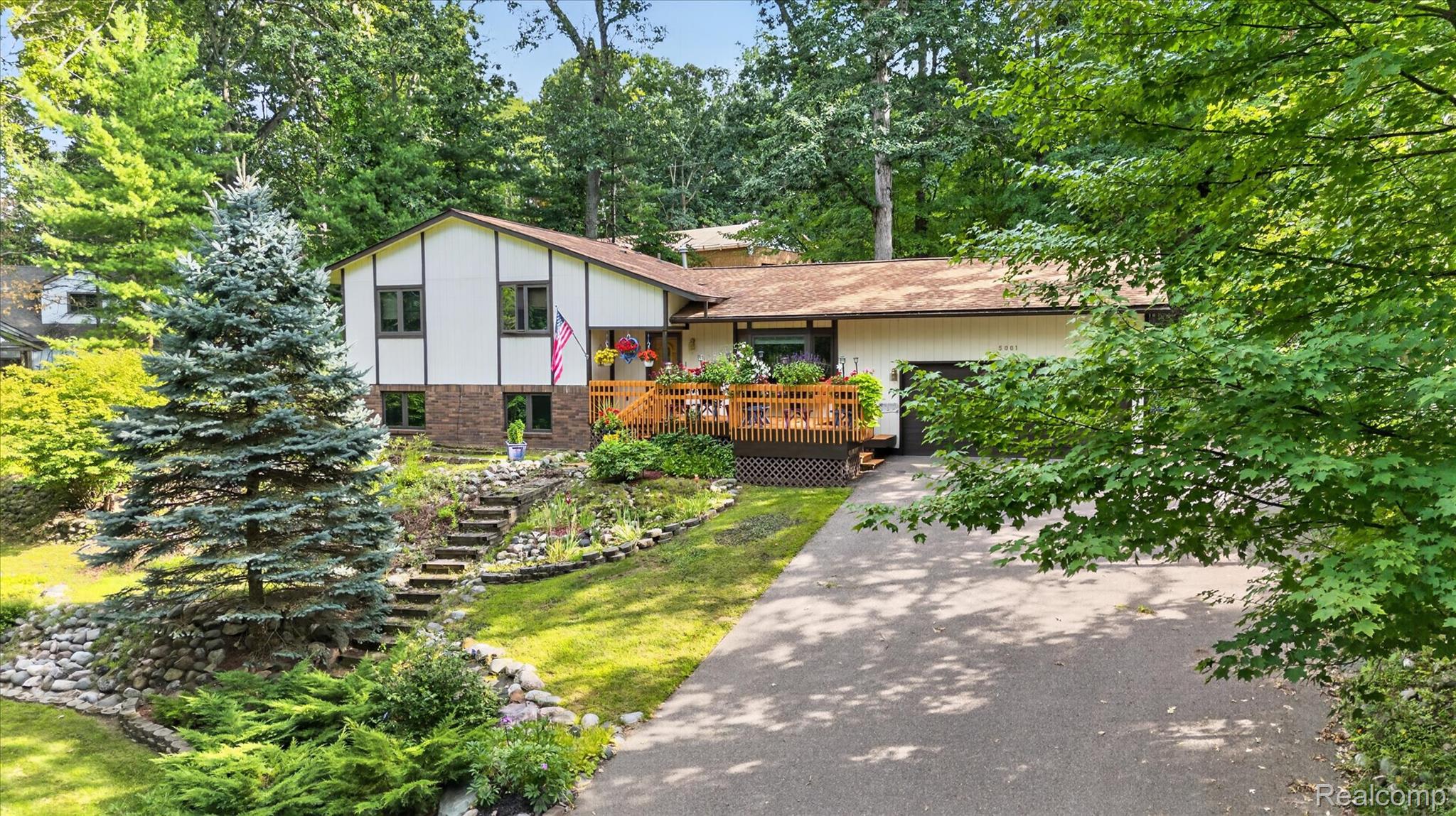 5001 Mohawk Avenue Property Photo 44