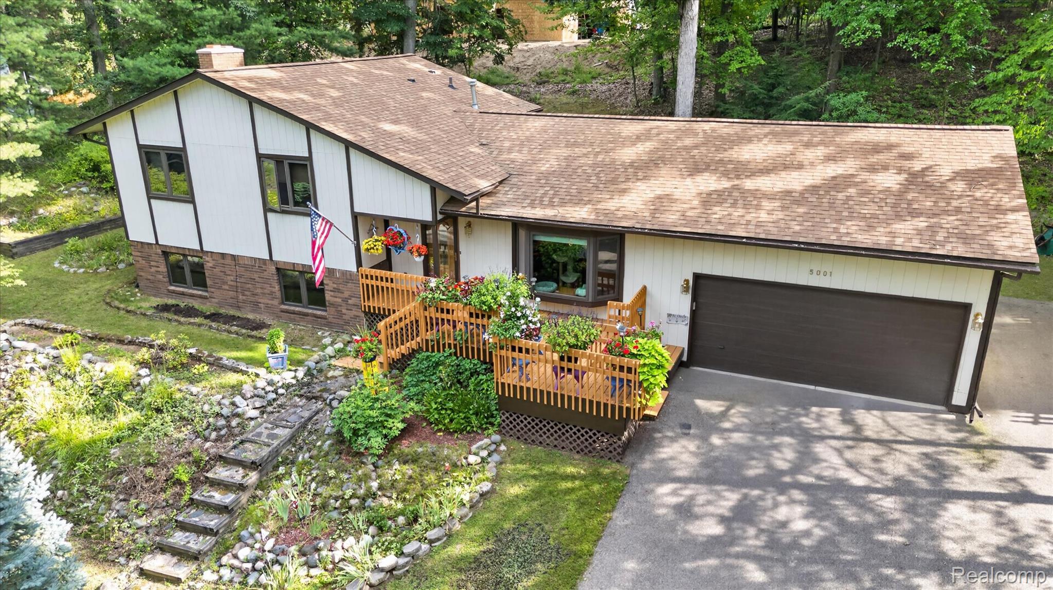 5001 Mohawk Avenue Property Photo 48
