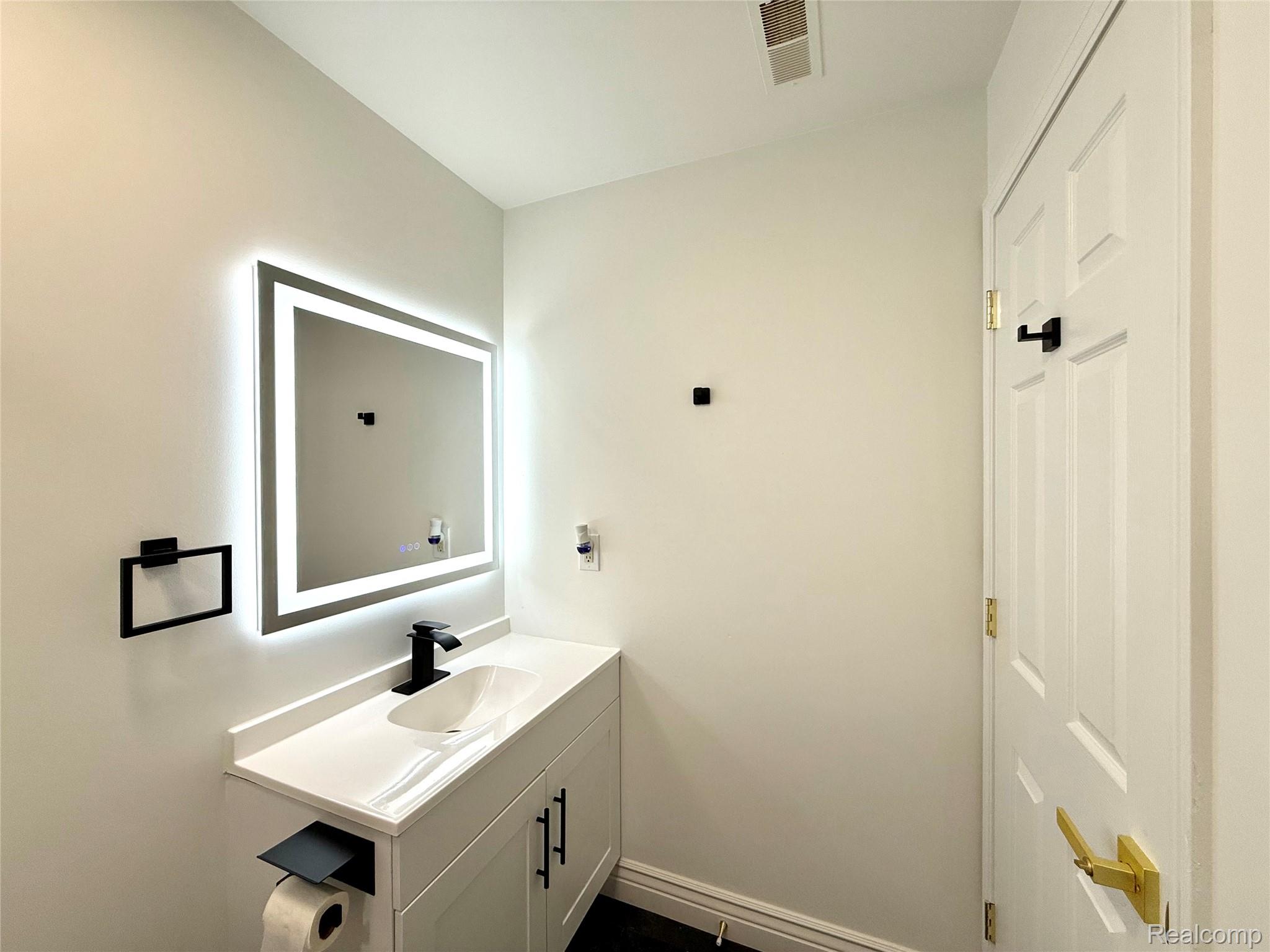 18107 Chesapeake Circle Property Photo 29