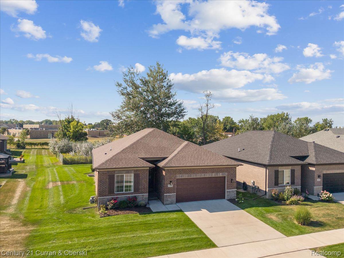 15360 Eton Pointe Drive Property Photo 5
