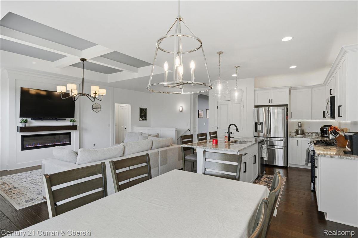 15360 Eton Pointe Drive Property Photo 13