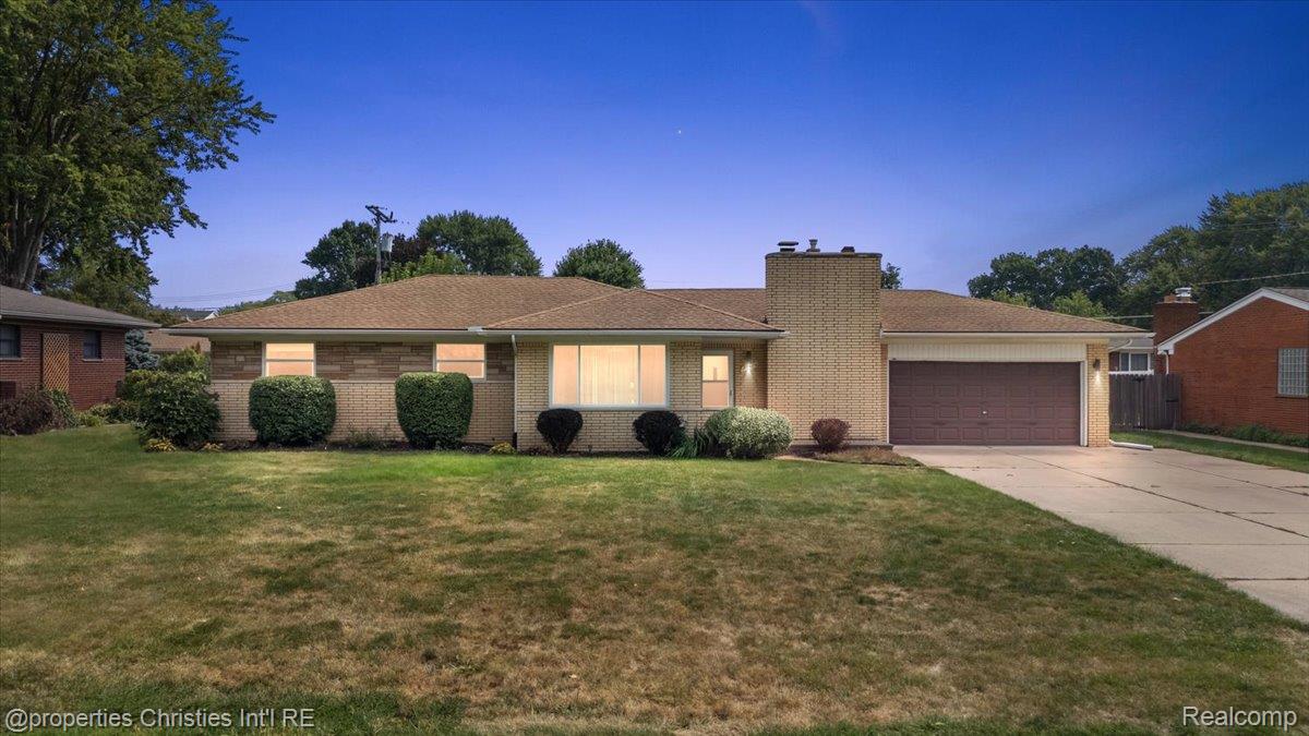 37674 Andrew Drive Property Photo 1