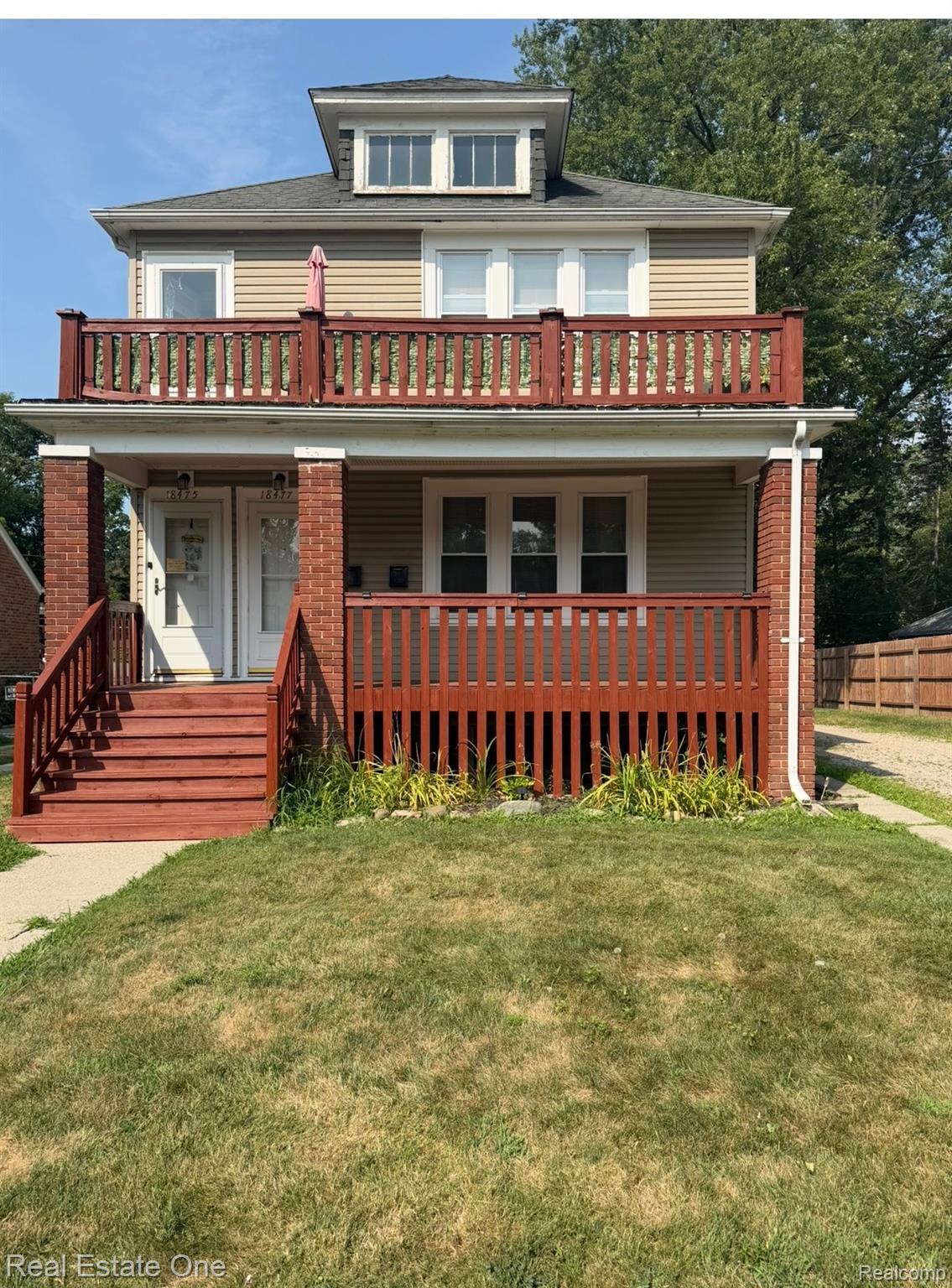 18475 Lenore Property Photo 1