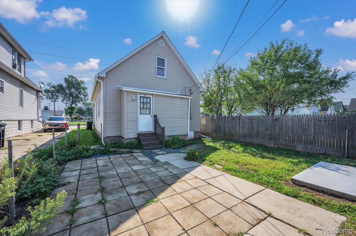 3342 11th Street Property Photo 19