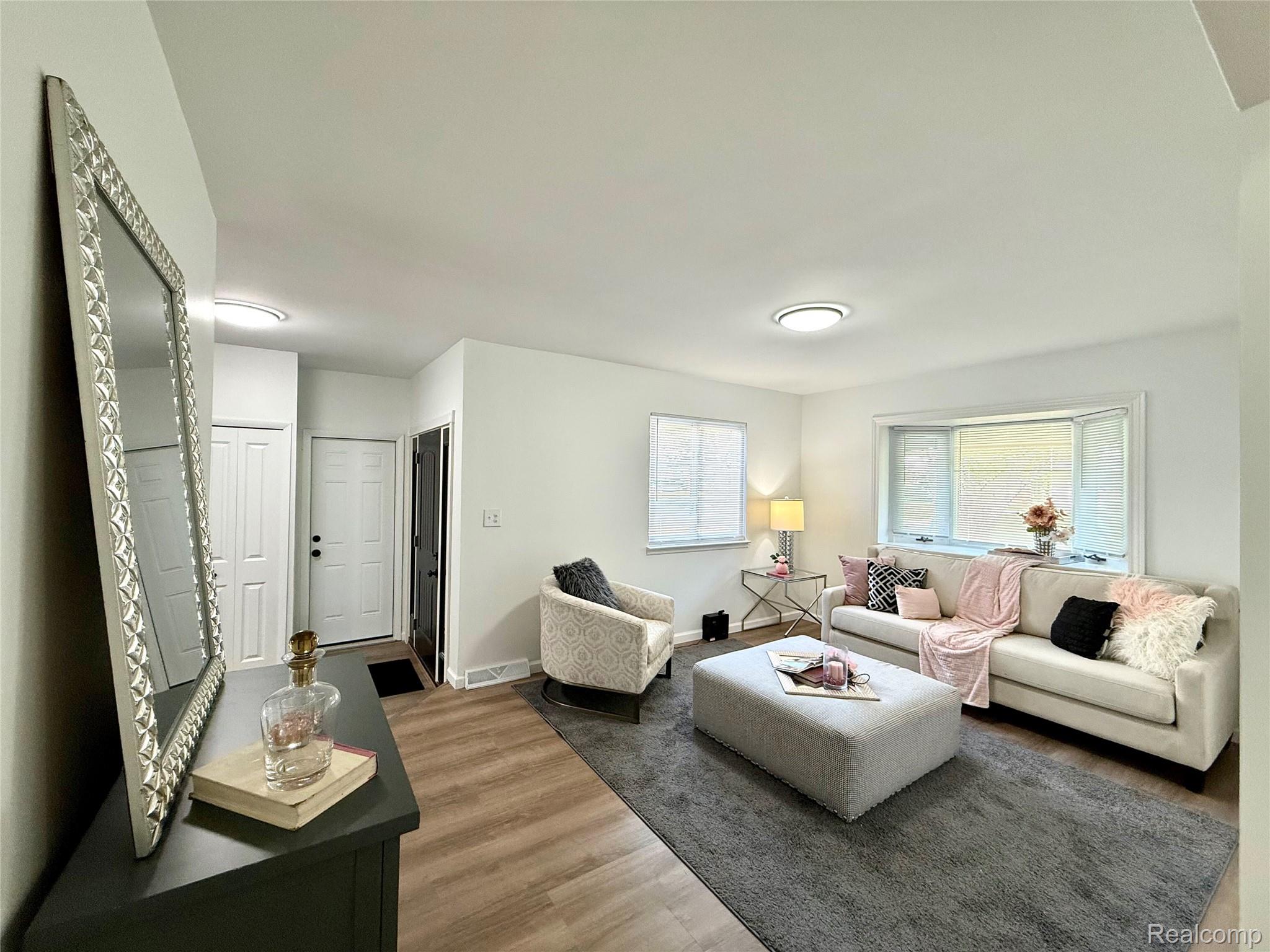 2376 Hempstead Road Property Photo 10