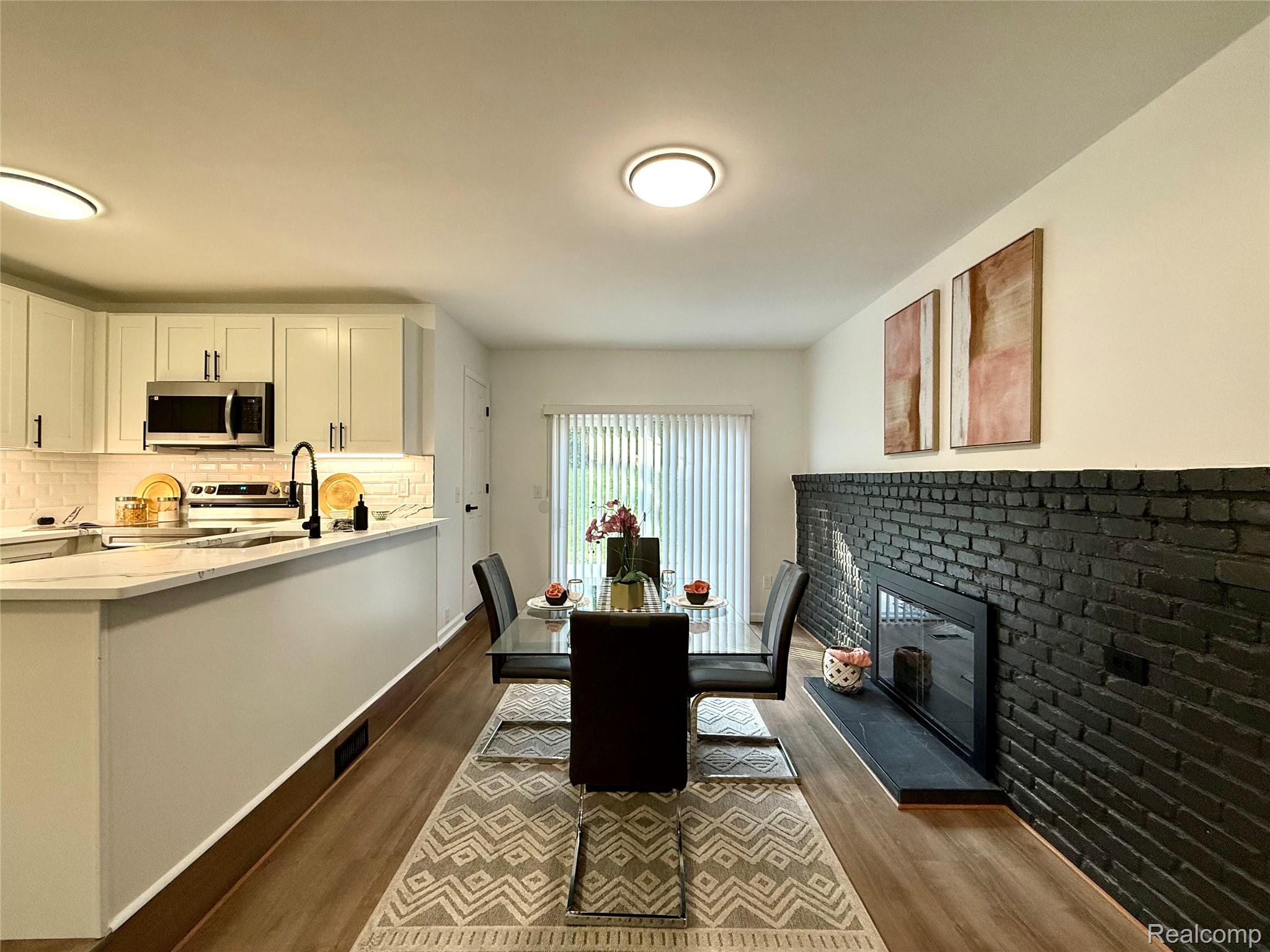 2376 Hempstead Road Property Photo 12