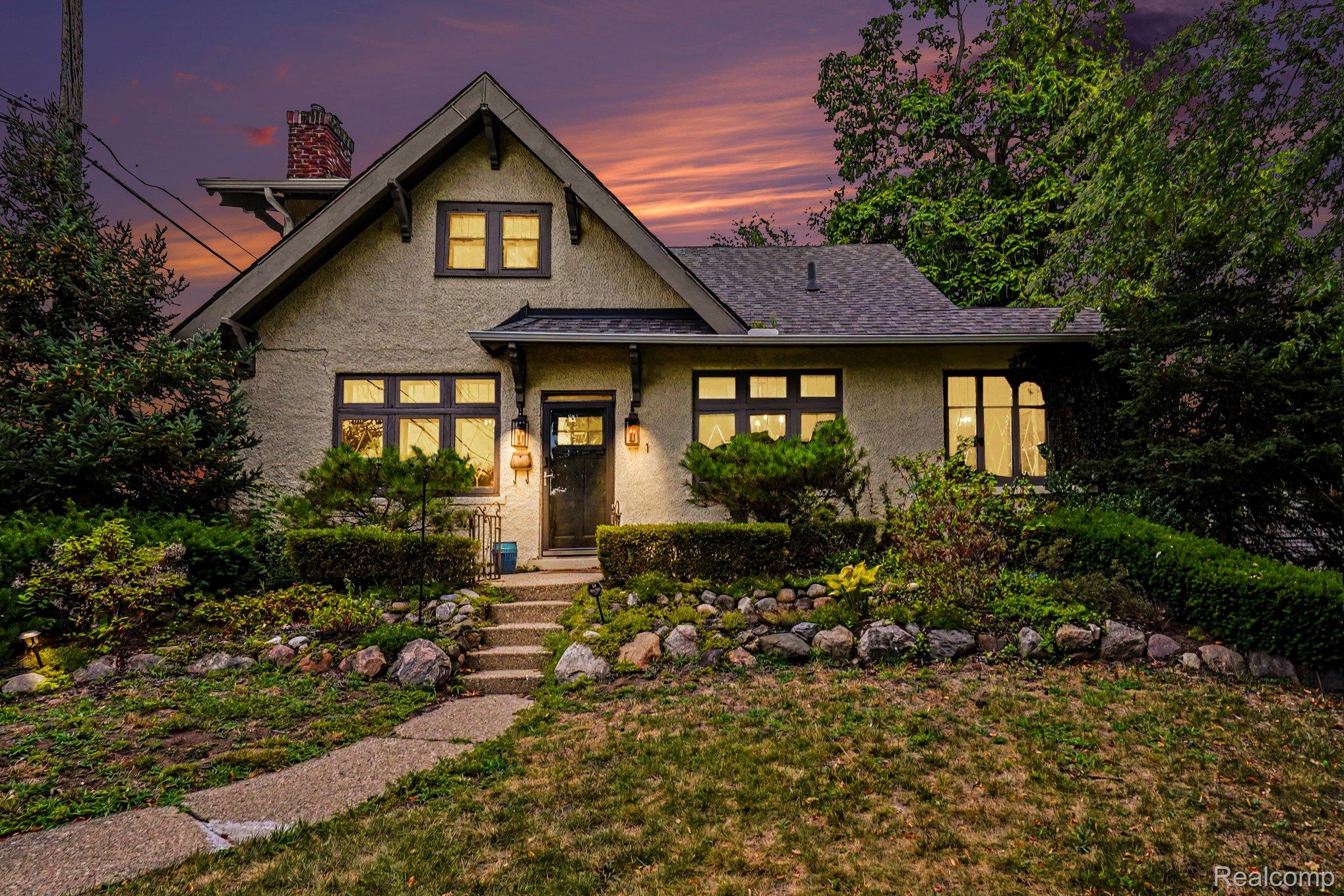 1 Kensington Boulevard