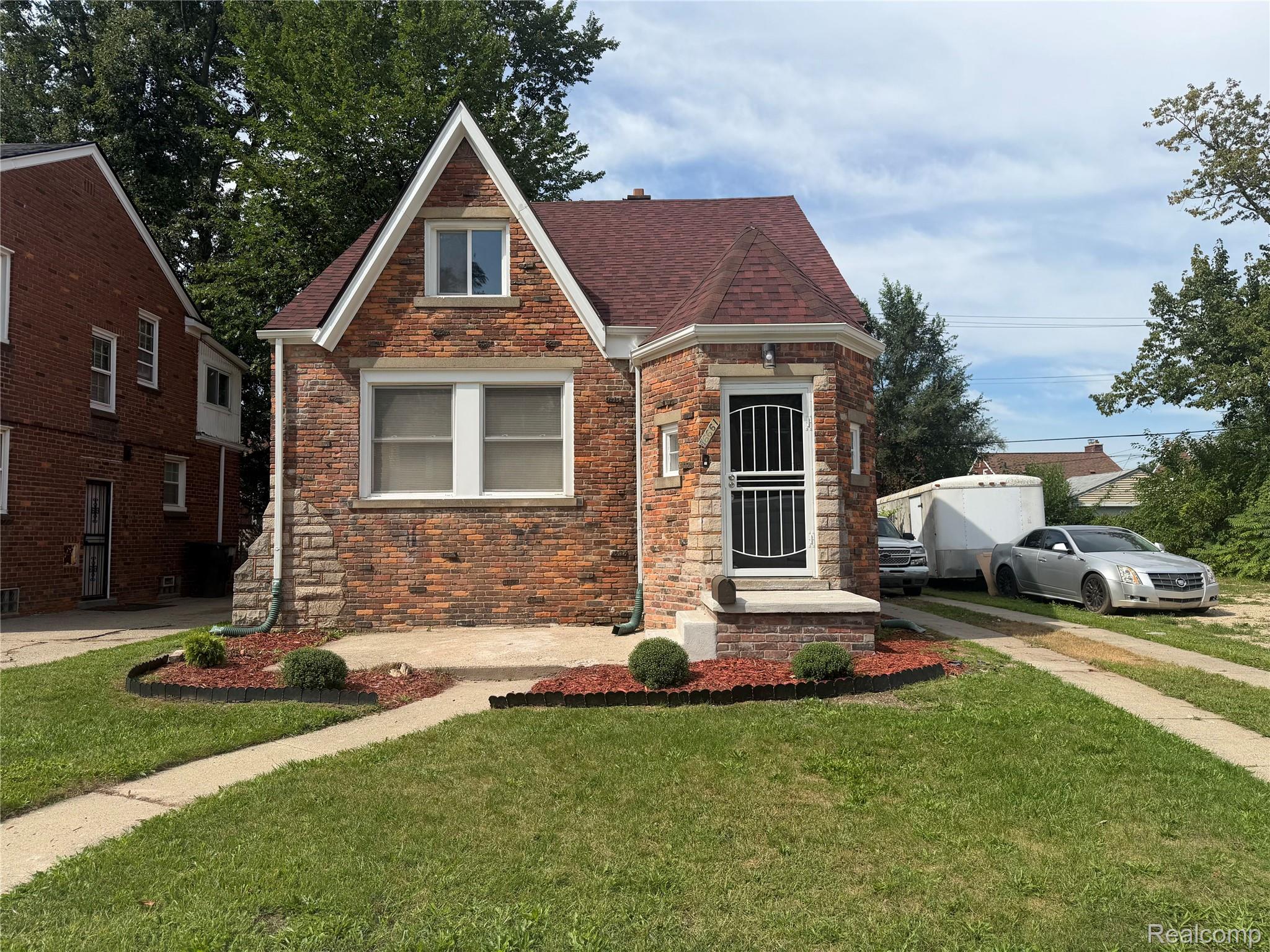 16661 Ardmore Street Property Photo 1