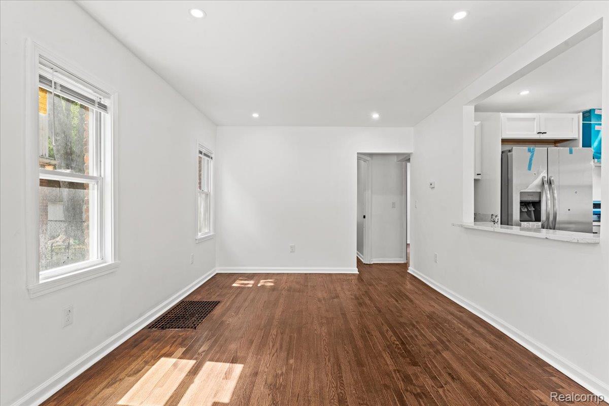 16661 Ardmore Street Property Photo 10