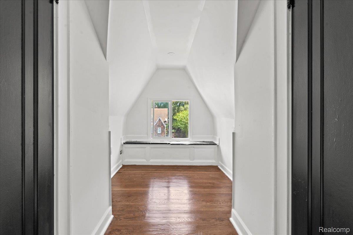 16661 Ardmore Street Property Photo 20