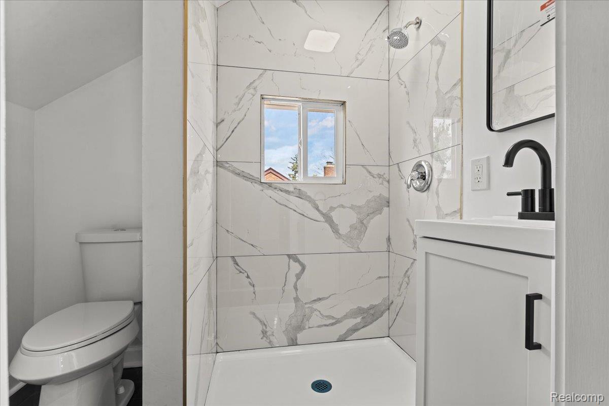 16661 Ardmore Street Property Photo 21