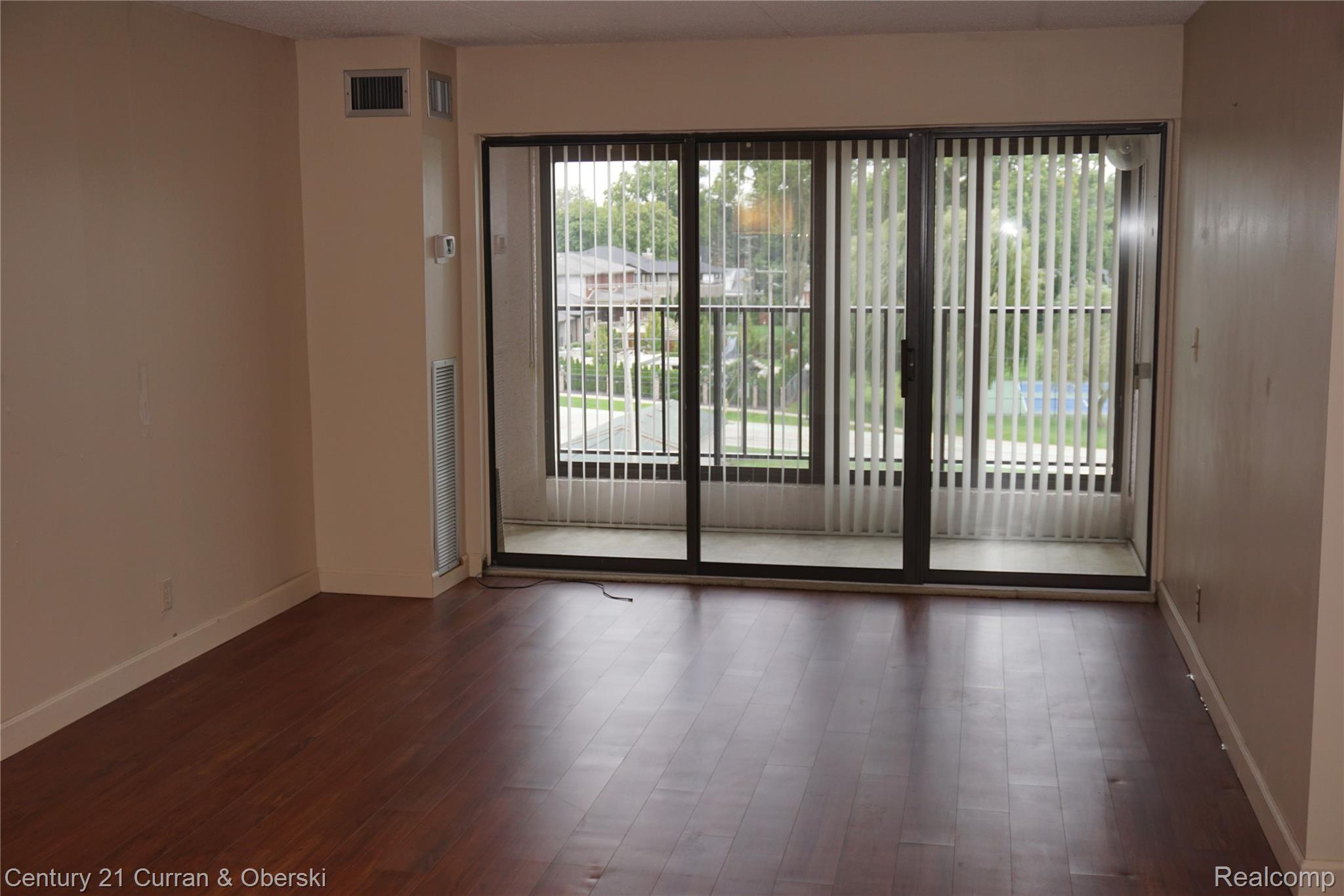 21800 Morley Avenue 510 Property Photo 9