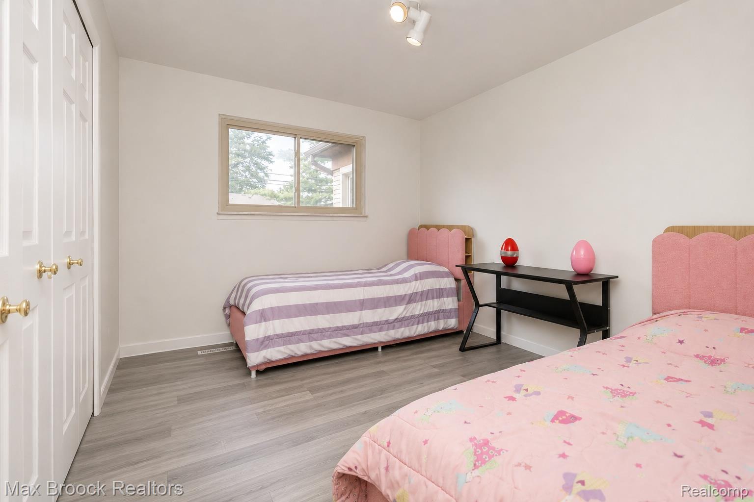 14943 Carmel Drive Property Photo 19