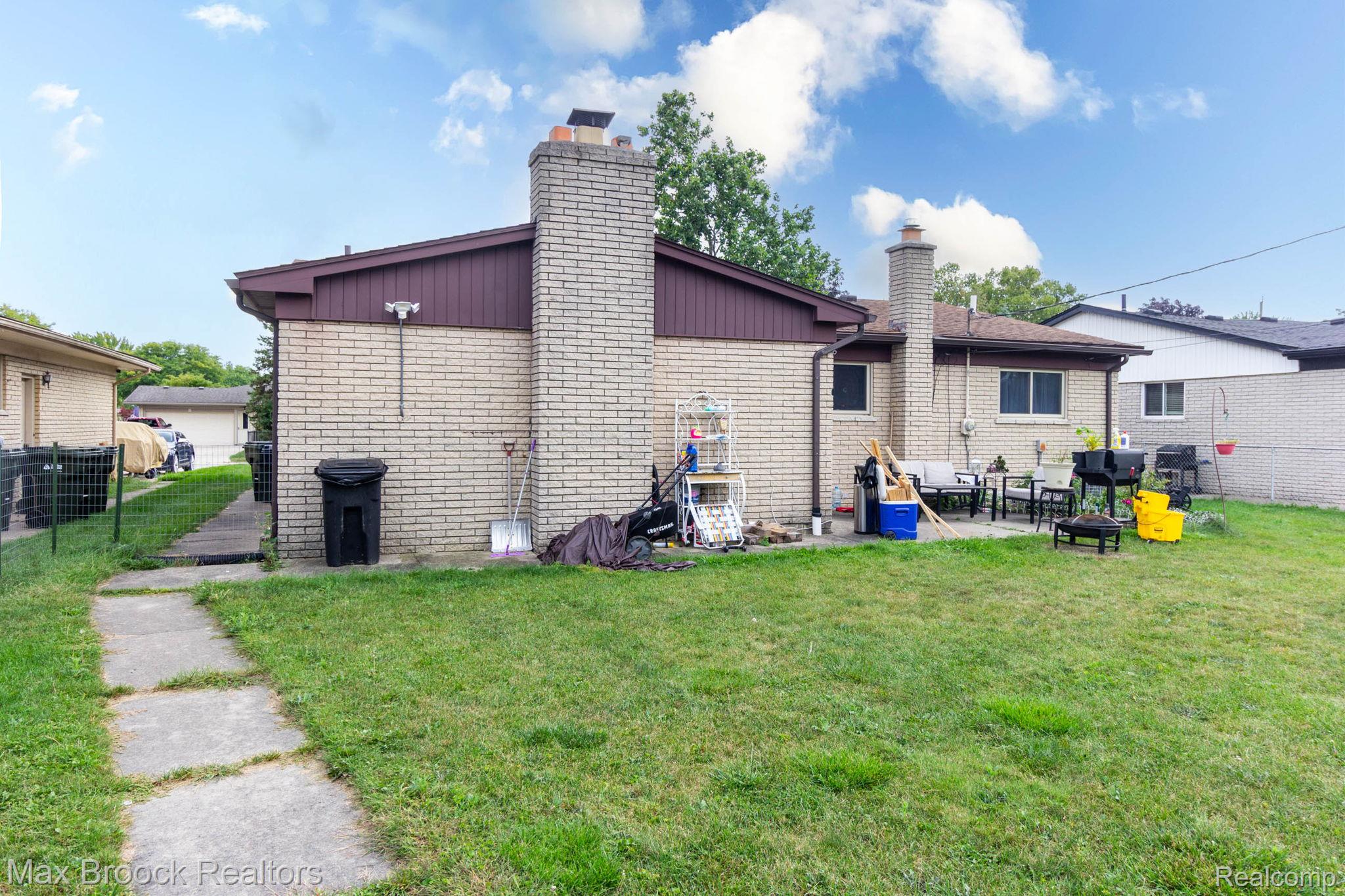 14943 Carmel Drive Property Photo 22