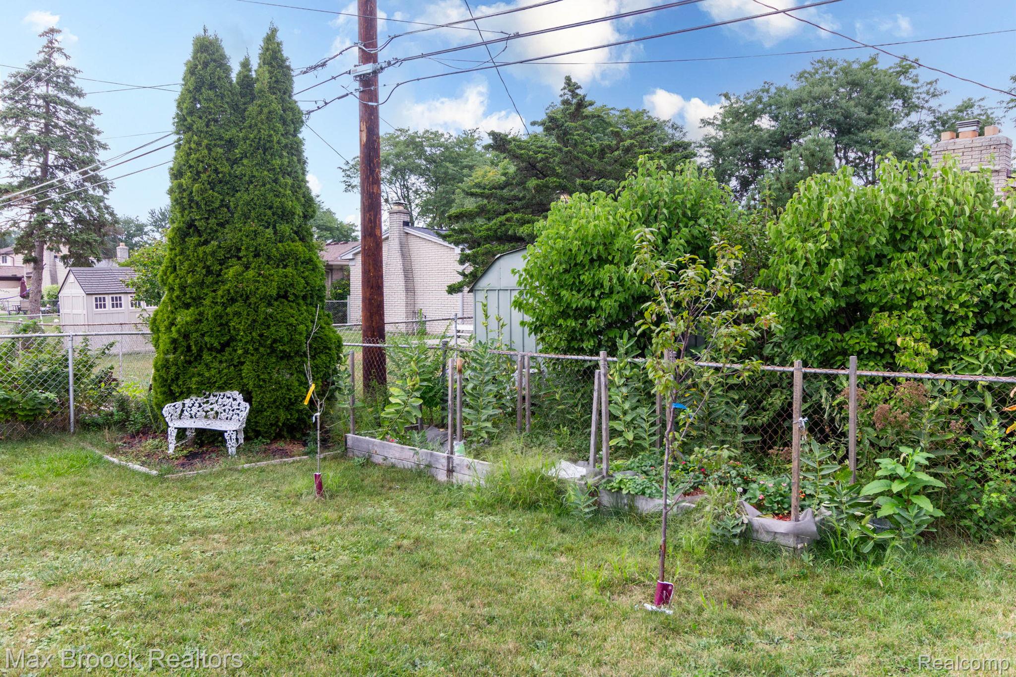14943 Carmel Drive Property Photo 23