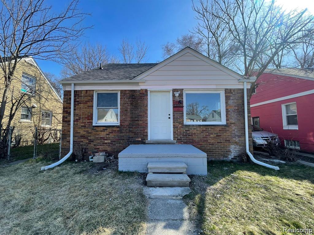 17924 Mackay Street Property Photo 1