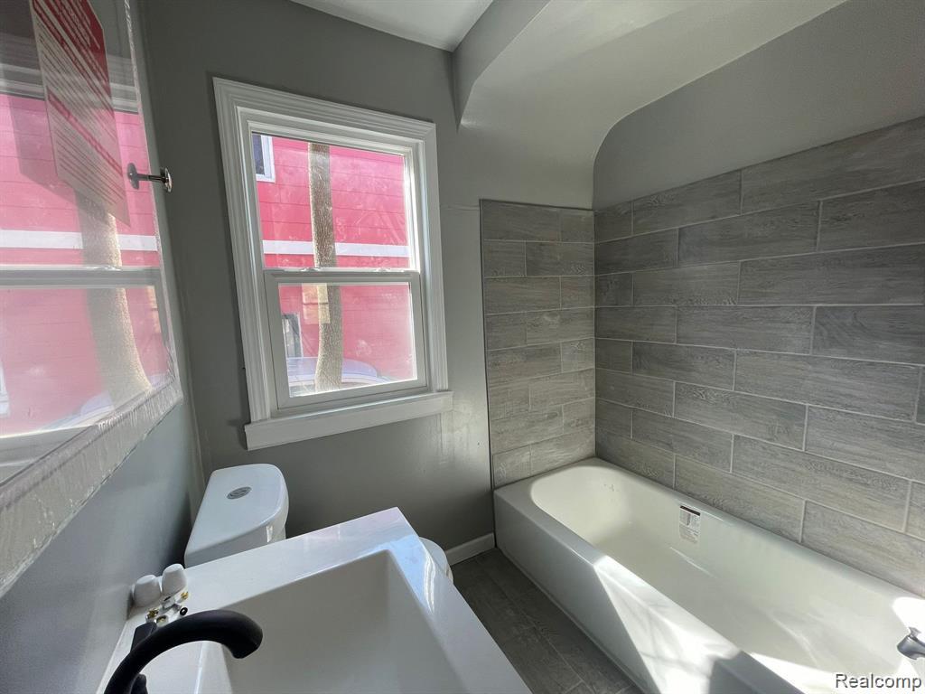 17924 Mackay Street Property Photo 7