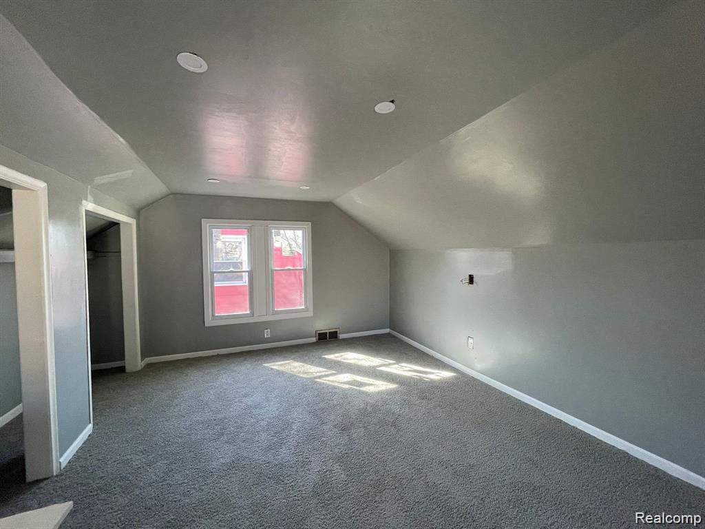 17924 Mackay Street Property Photo 10