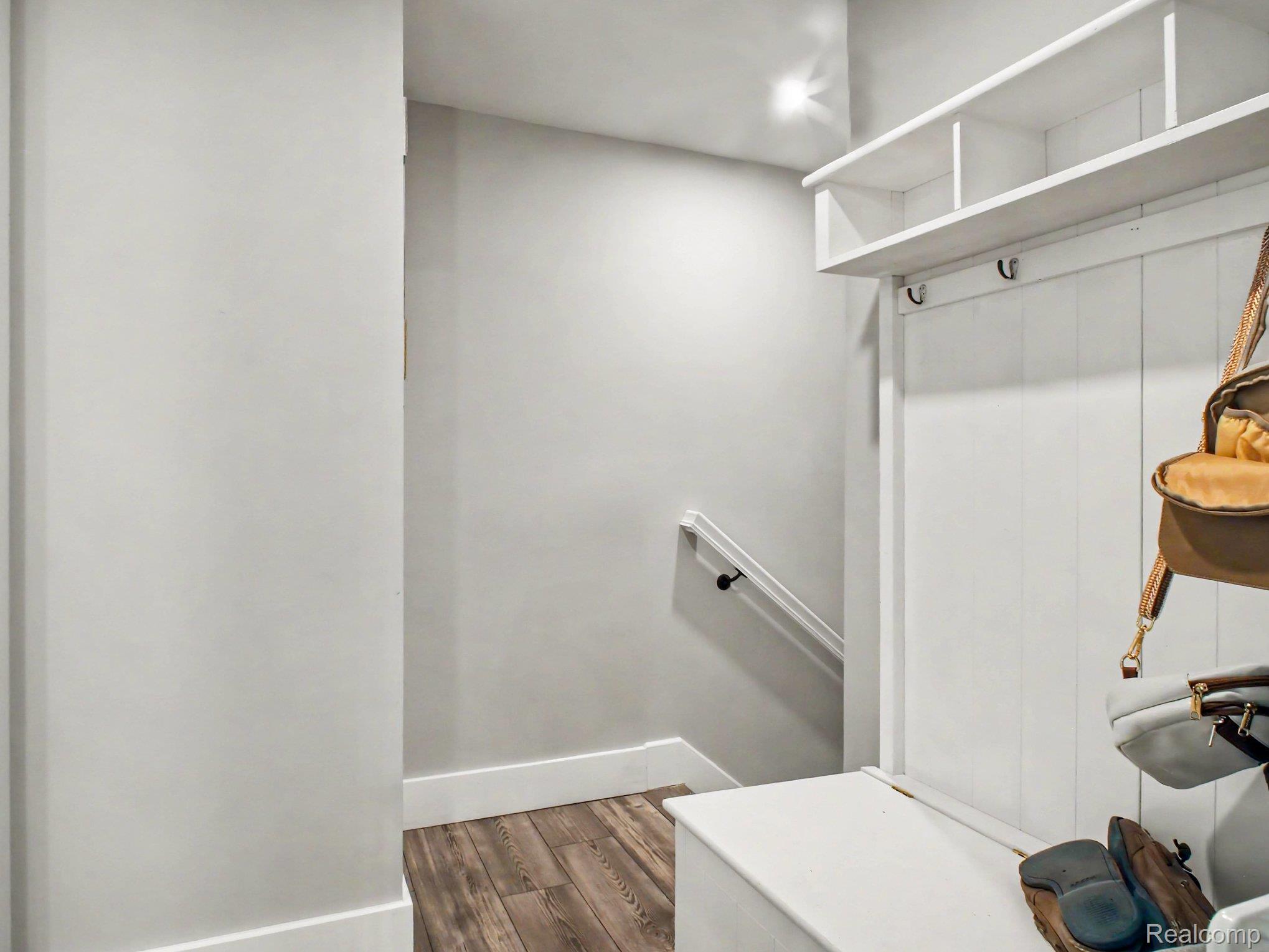 204 Oakwood Street Property Photo 18