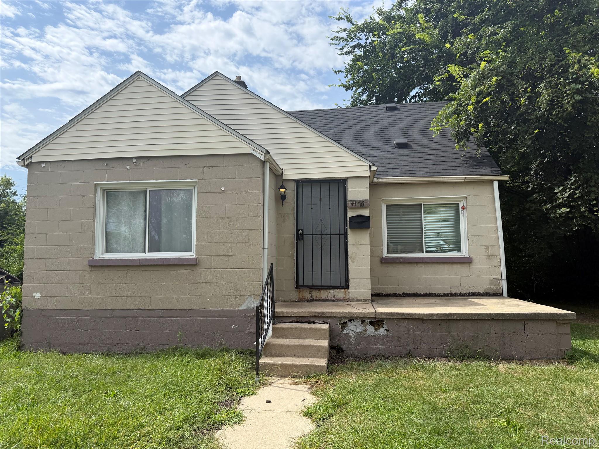 4176 Walnut Street Property Photo 1