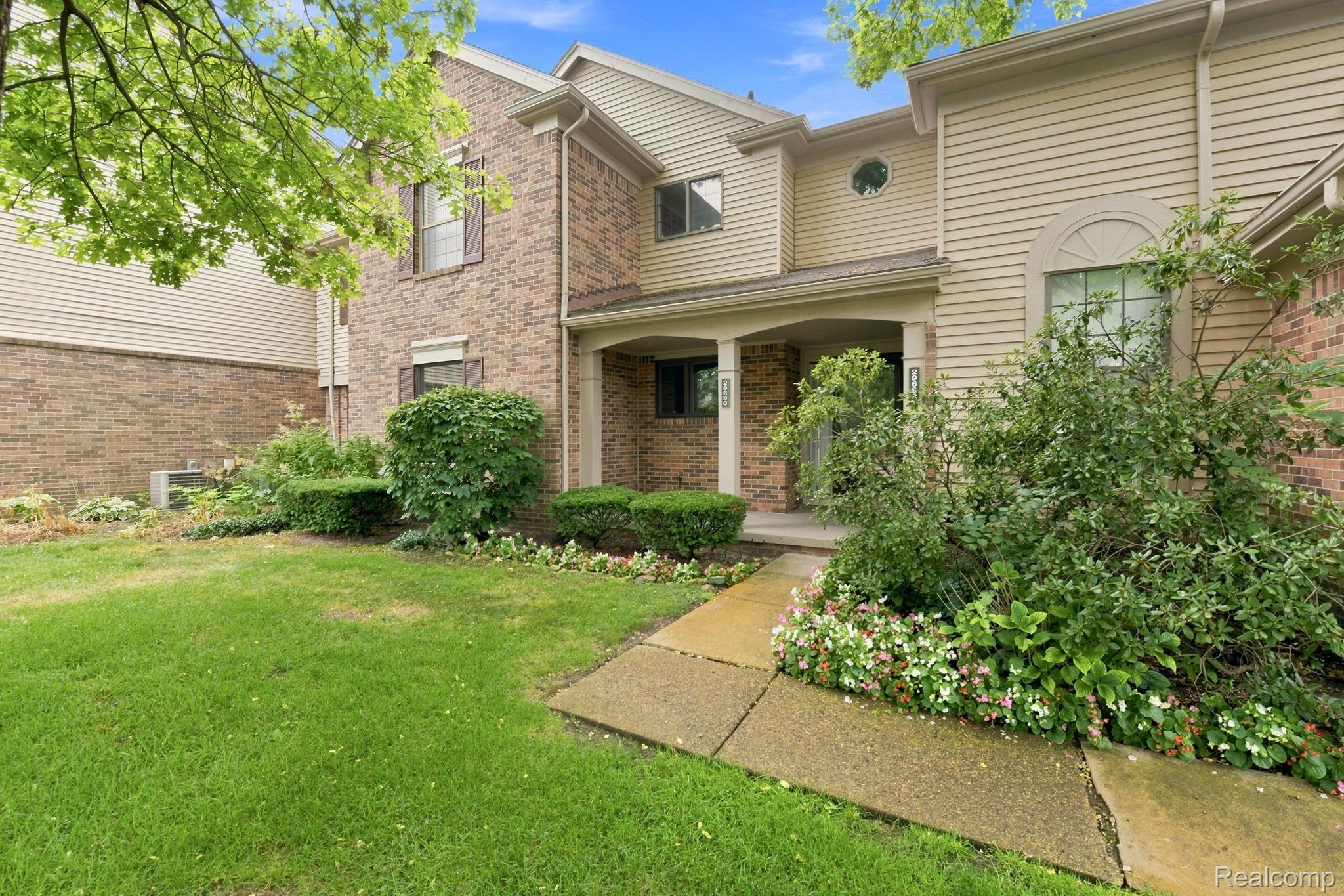 29690 Pine Ridge Circle Property Photo 4