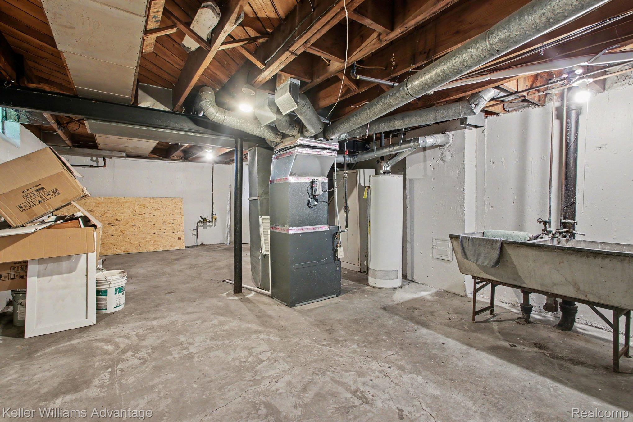 24434 W Chicago Property Photo 11