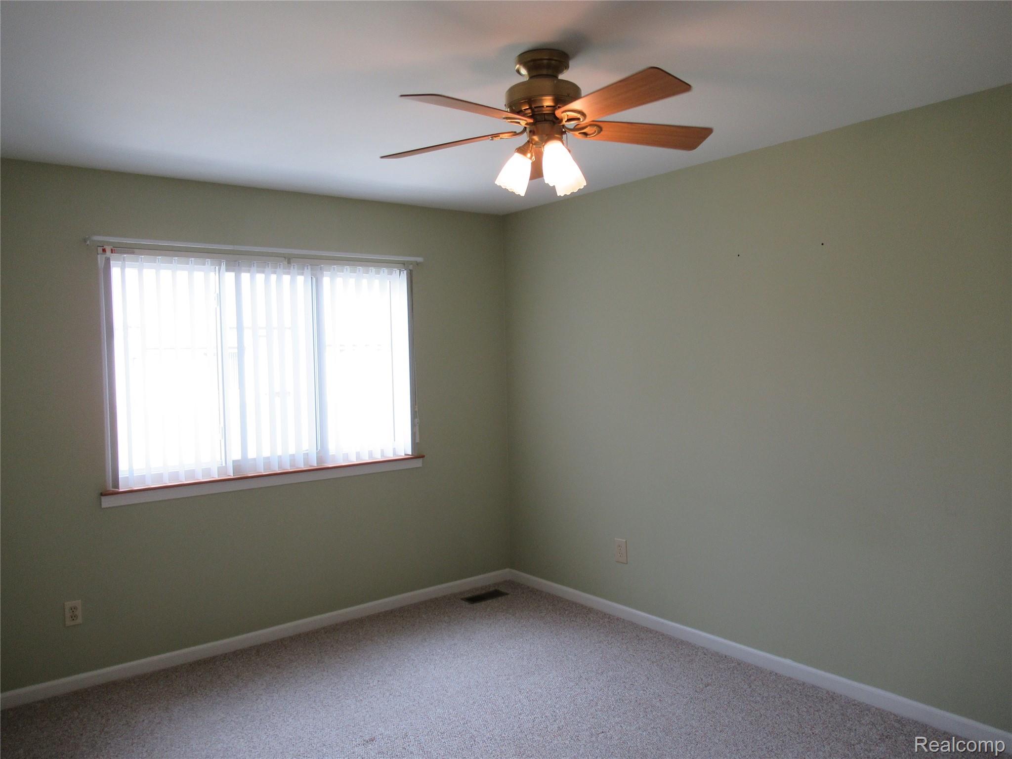 62341 Arlington Circle 3 Property Photo 12