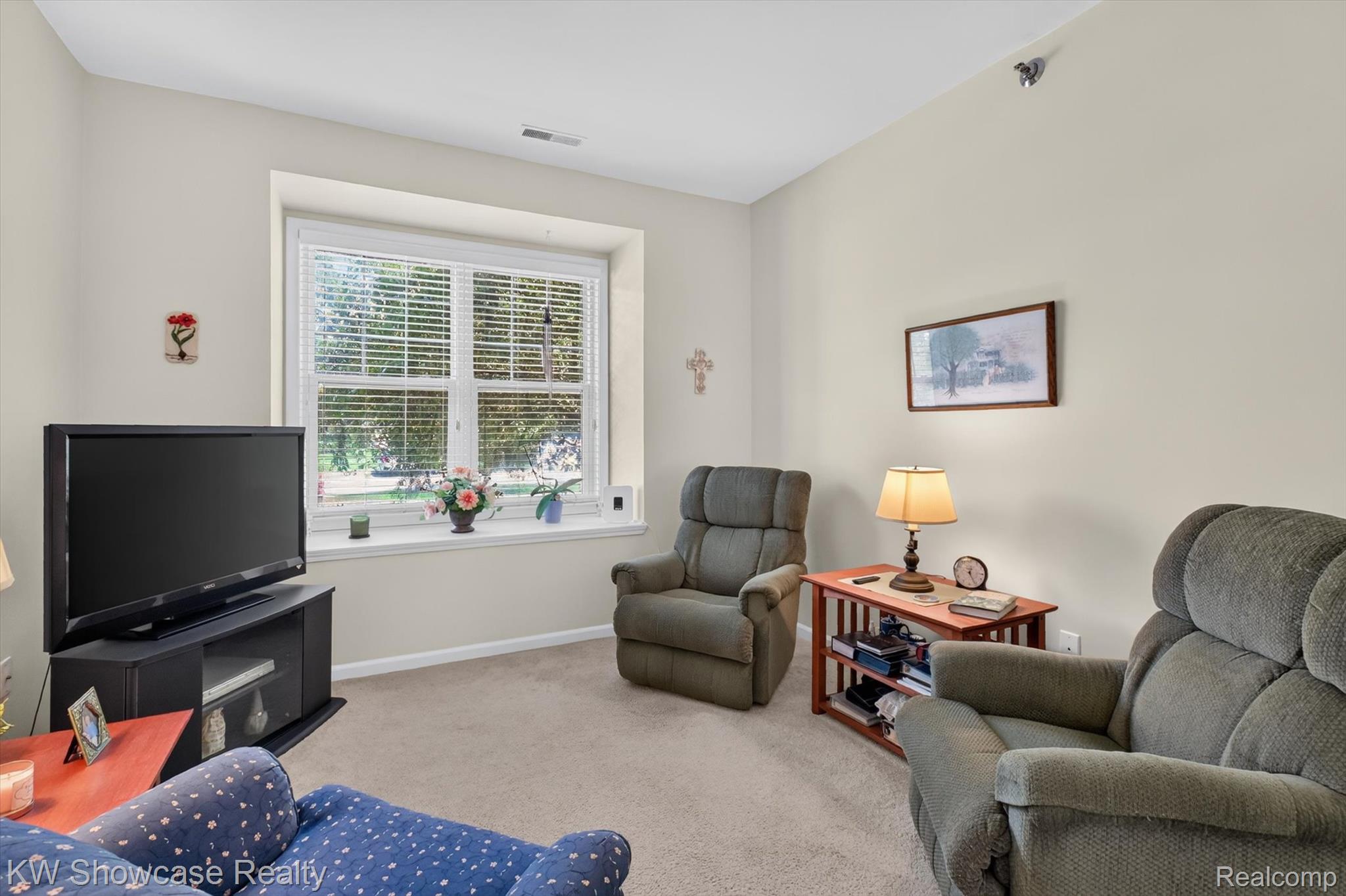 7100 Heron Hills Drive Property Photo 6