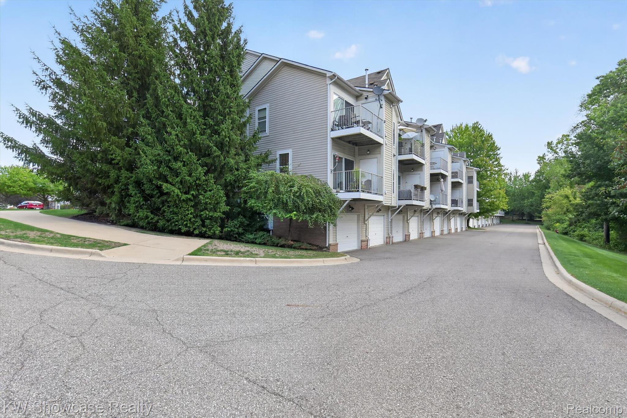 7100 Heron Hills Drive Property Photo 27