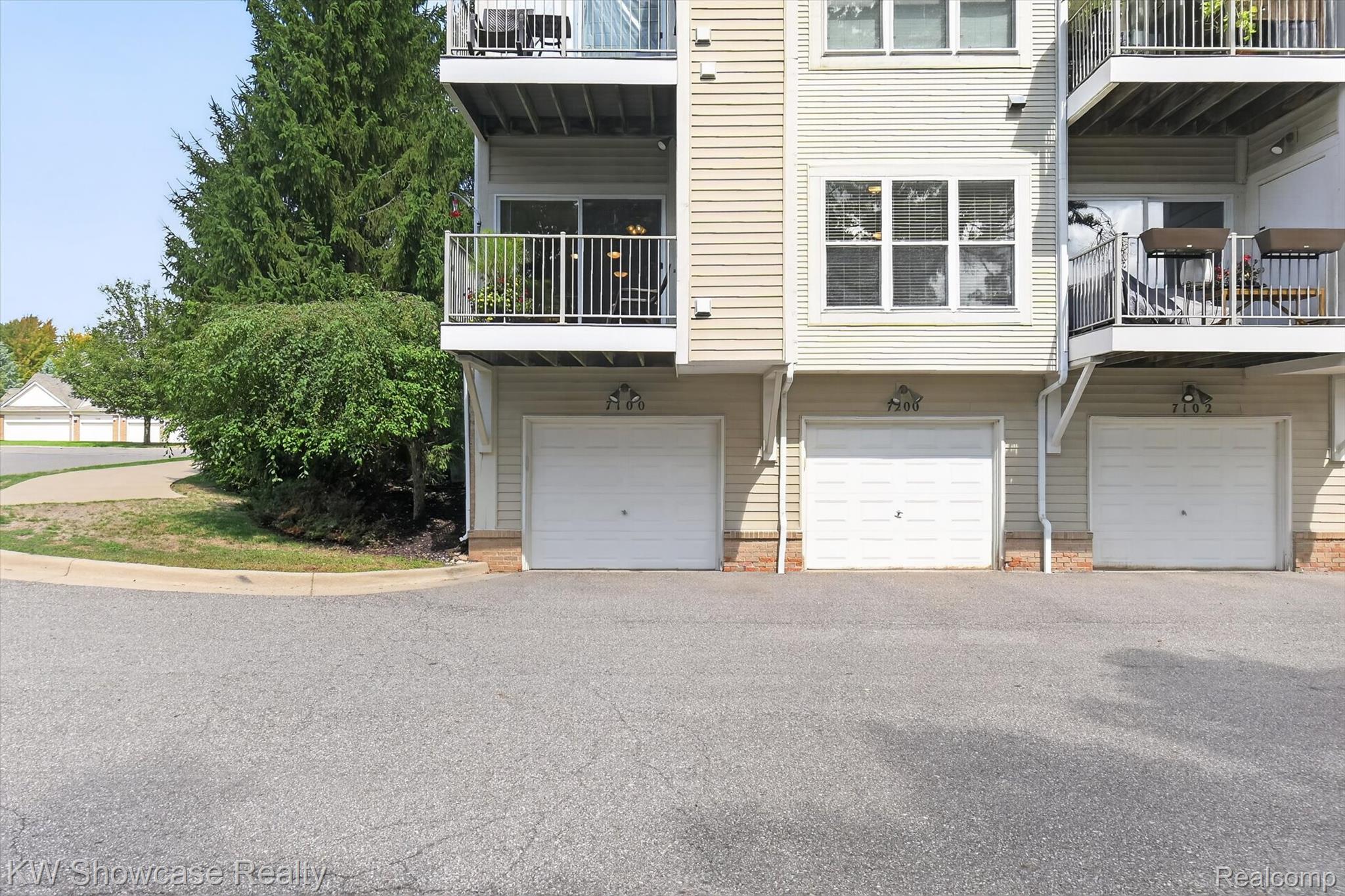 7100 Heron Hills Drive Property Photo 28