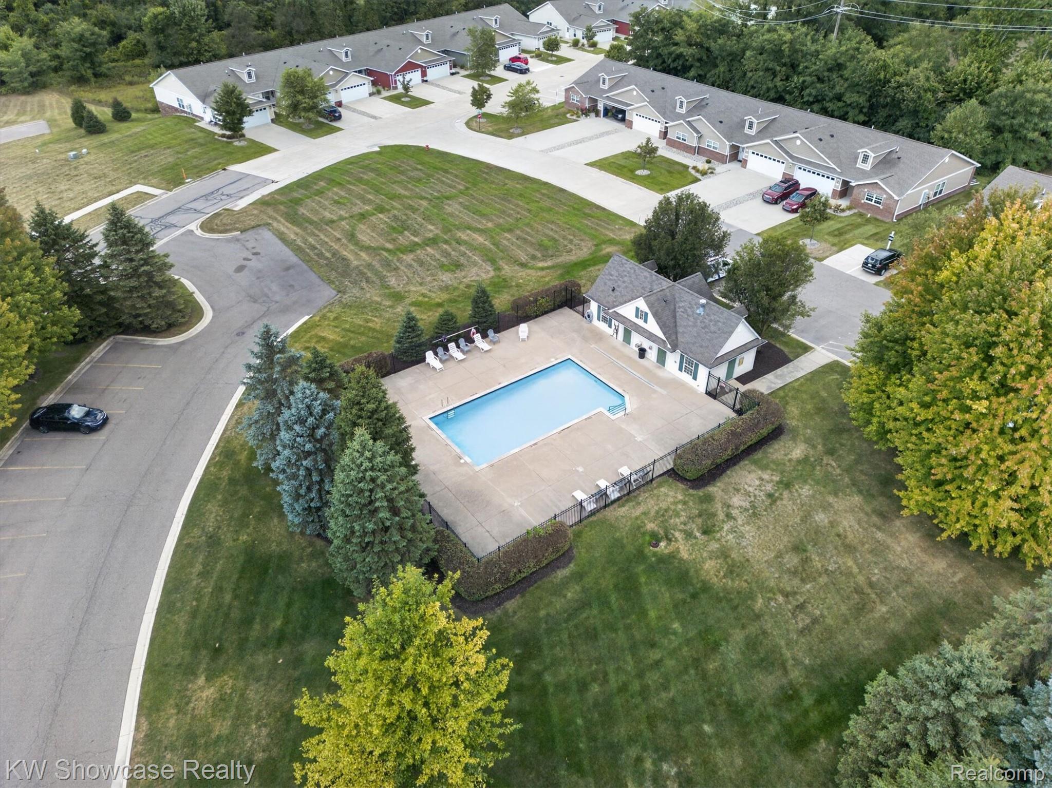 7100 Heron Hills Drive Property Photo 36