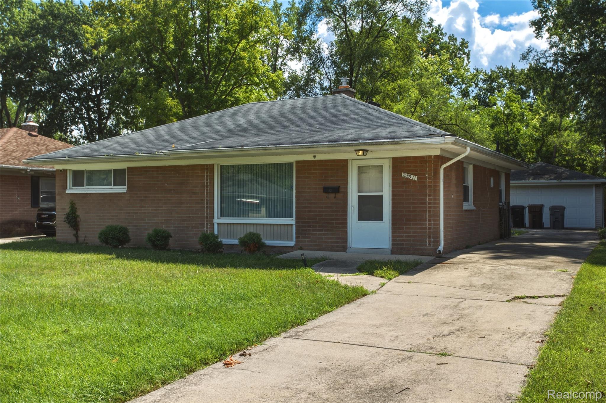 28611 Parkwood Street Property Photo 1