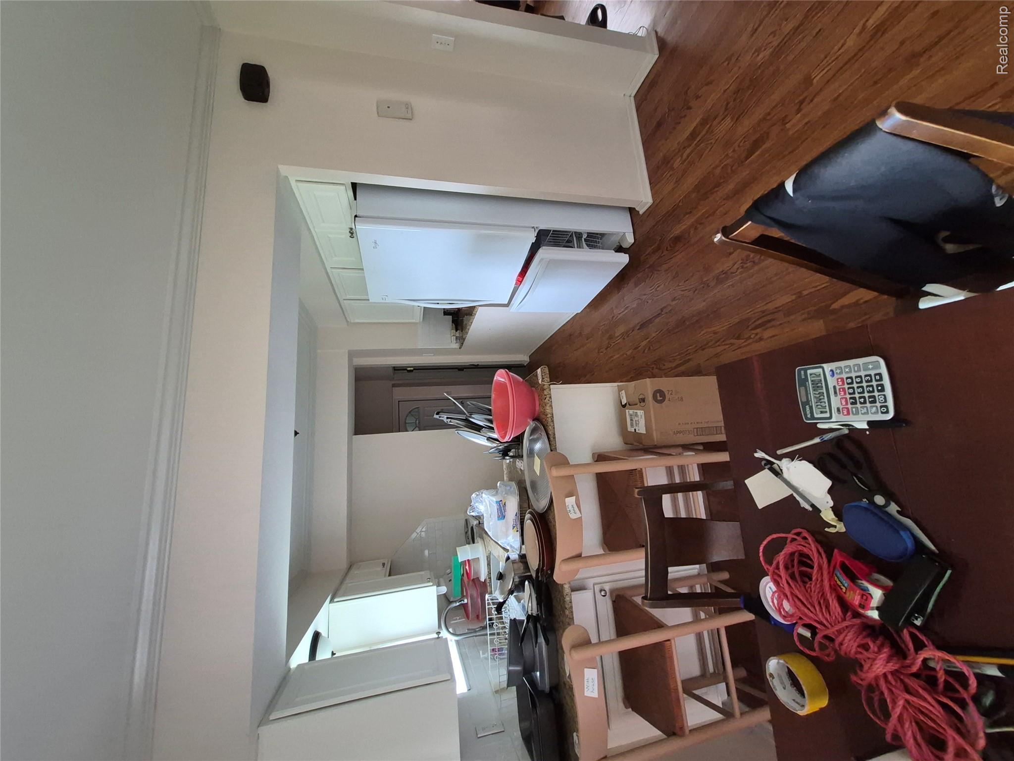 3498 W Walton Boulevard Property Photo 18