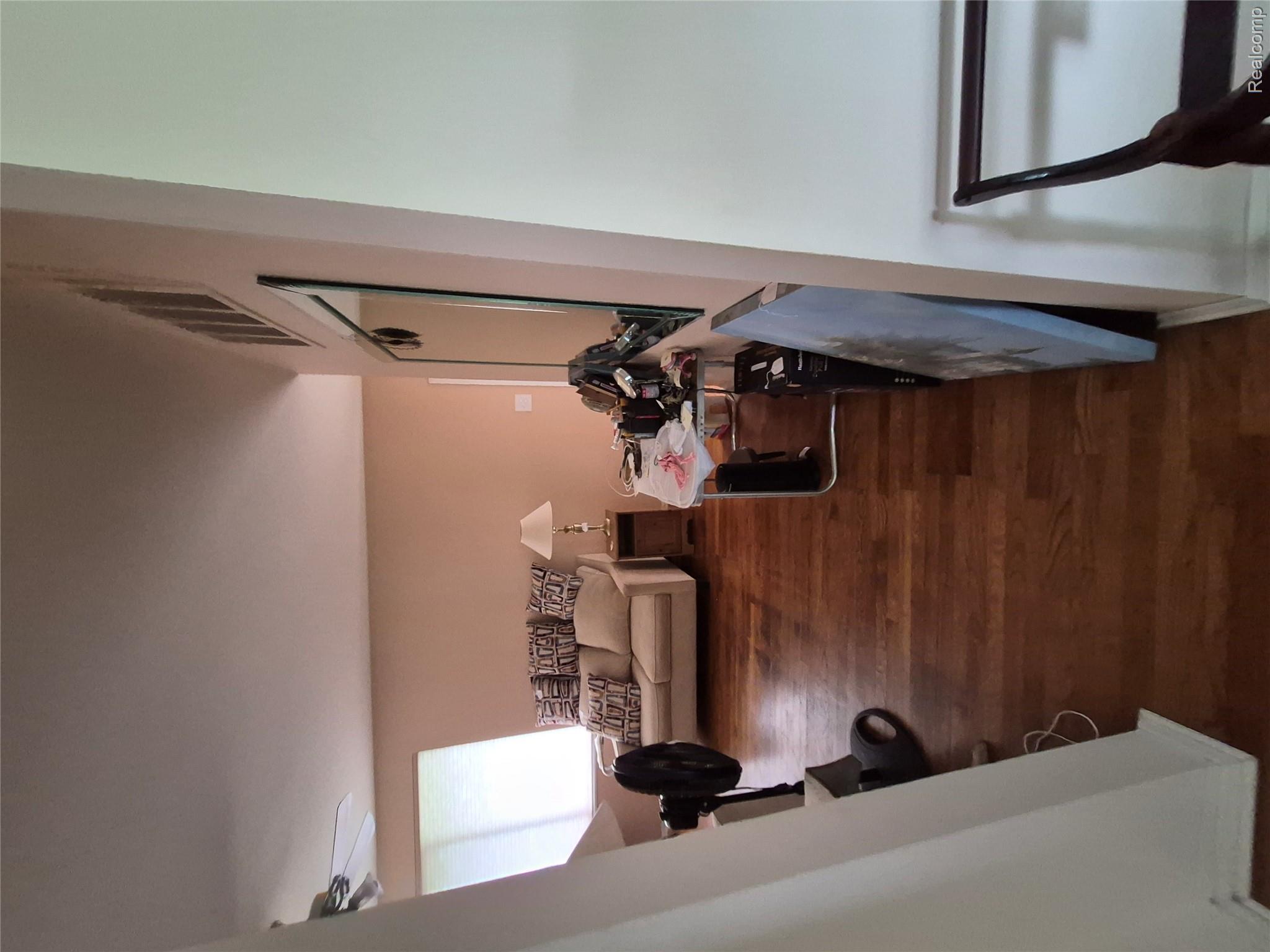 3498 W Walton Boulevard Property Photo 21