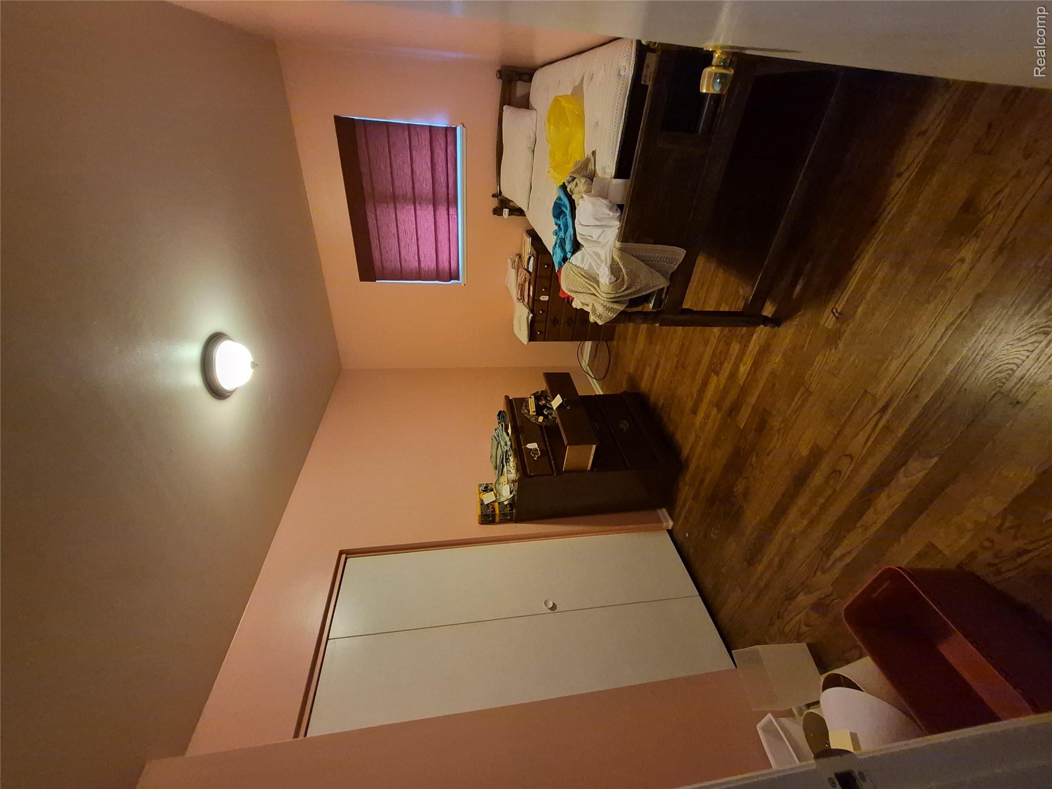 3498 W Walton Boulevard Property Photo 27