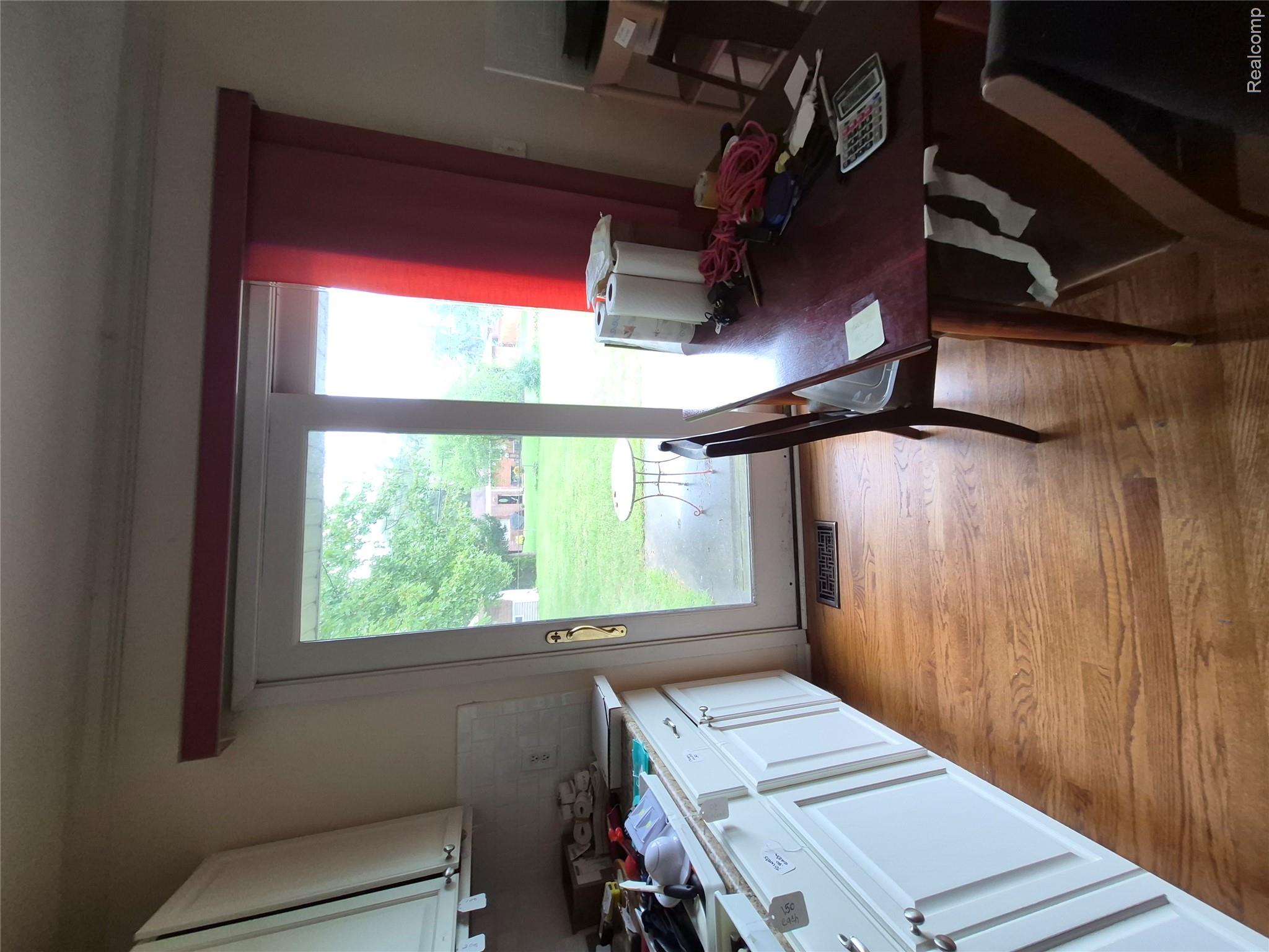 3498 W Walton Boulevard Property Photo 33