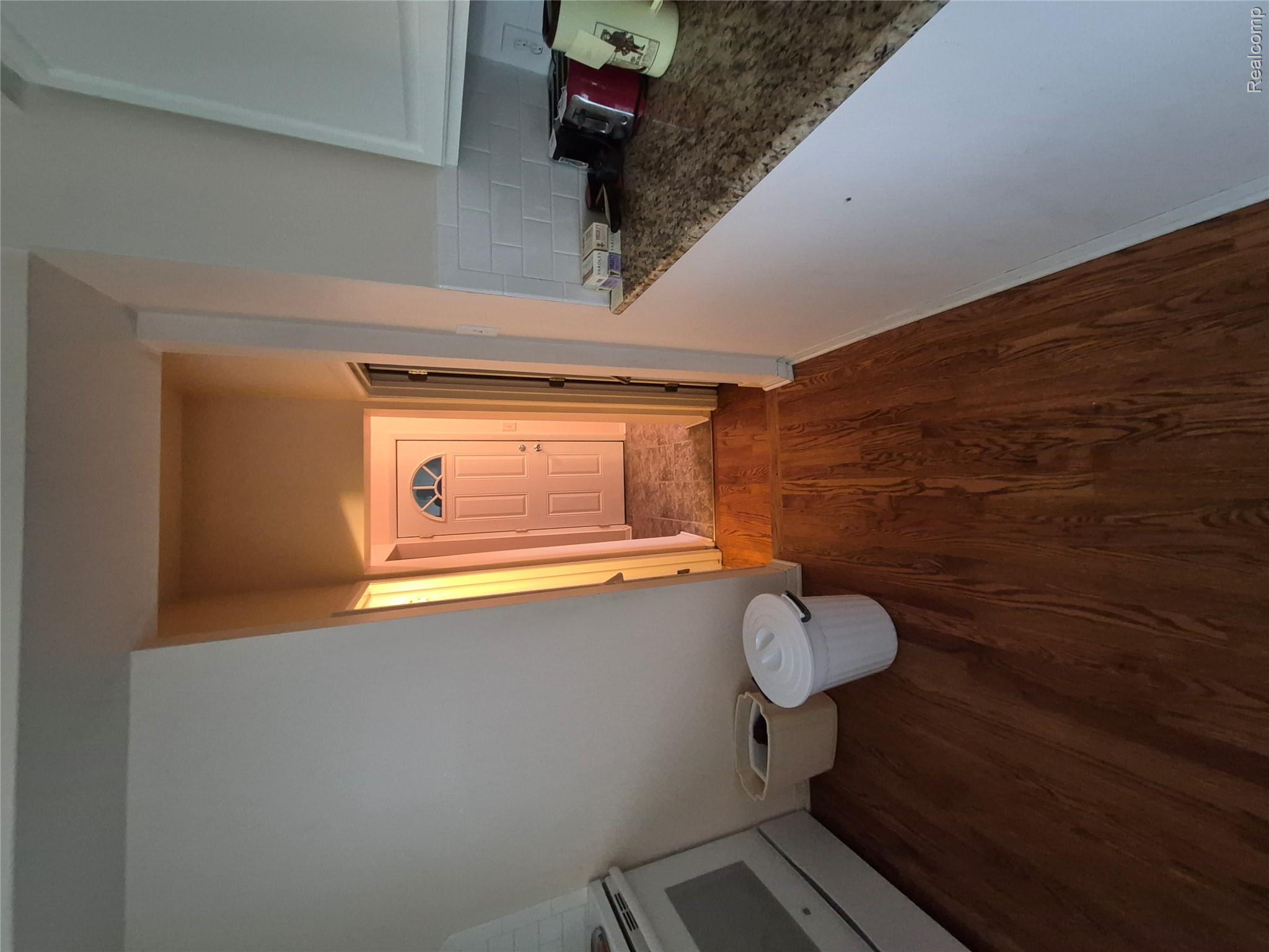 3498 W Walton Boulevard Property Photo 39