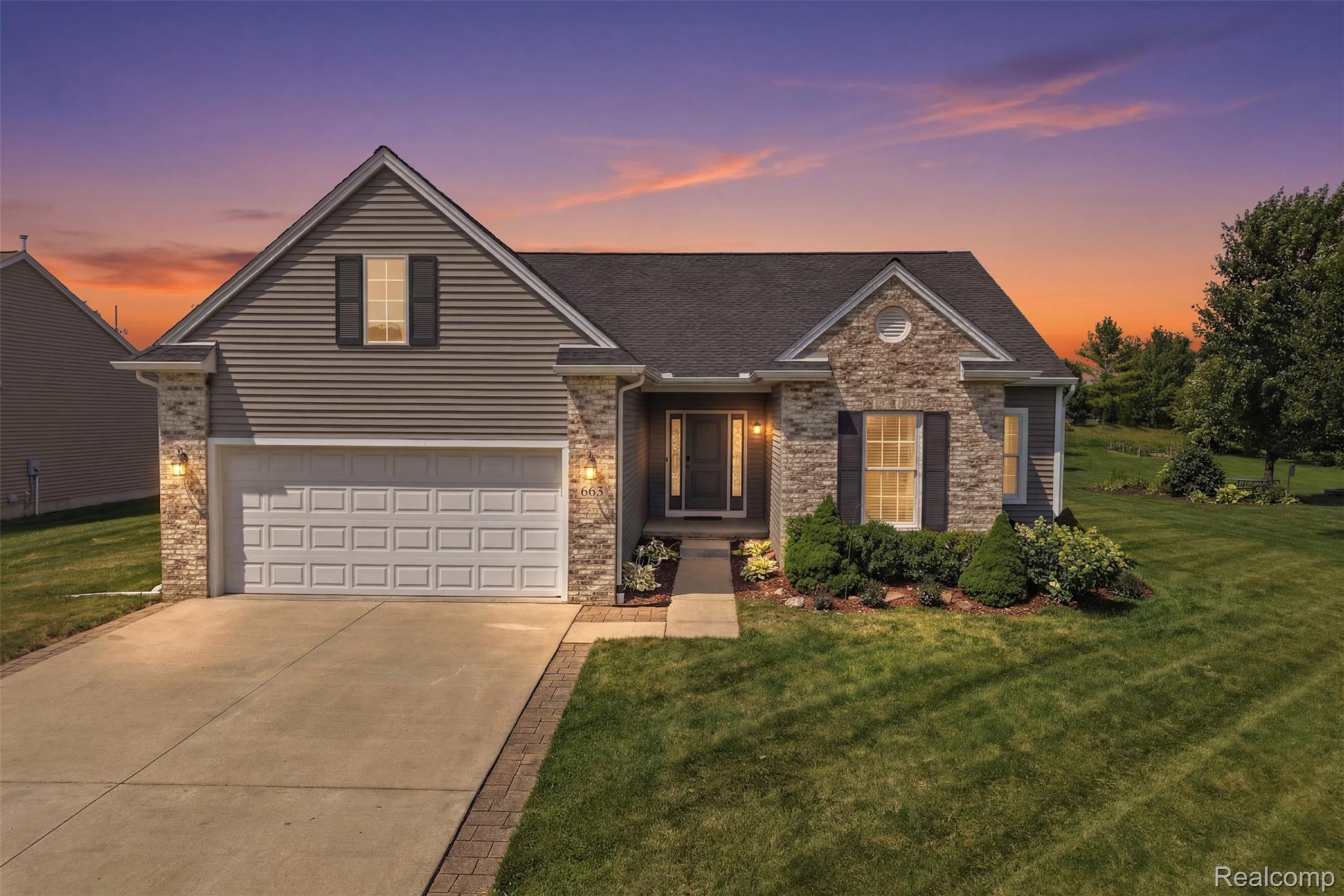 665 Marblewood Lane Property Photo 1