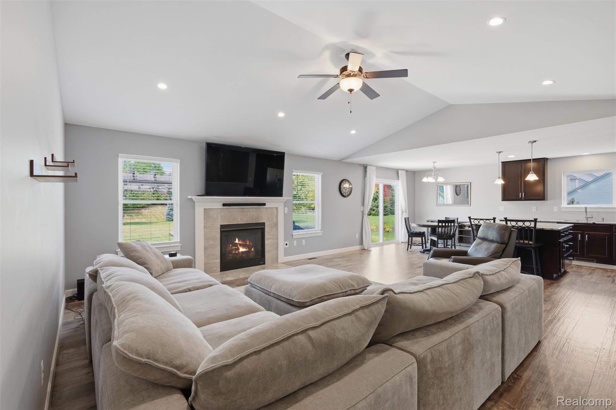 665 Marblewood Lane Property Photo 10