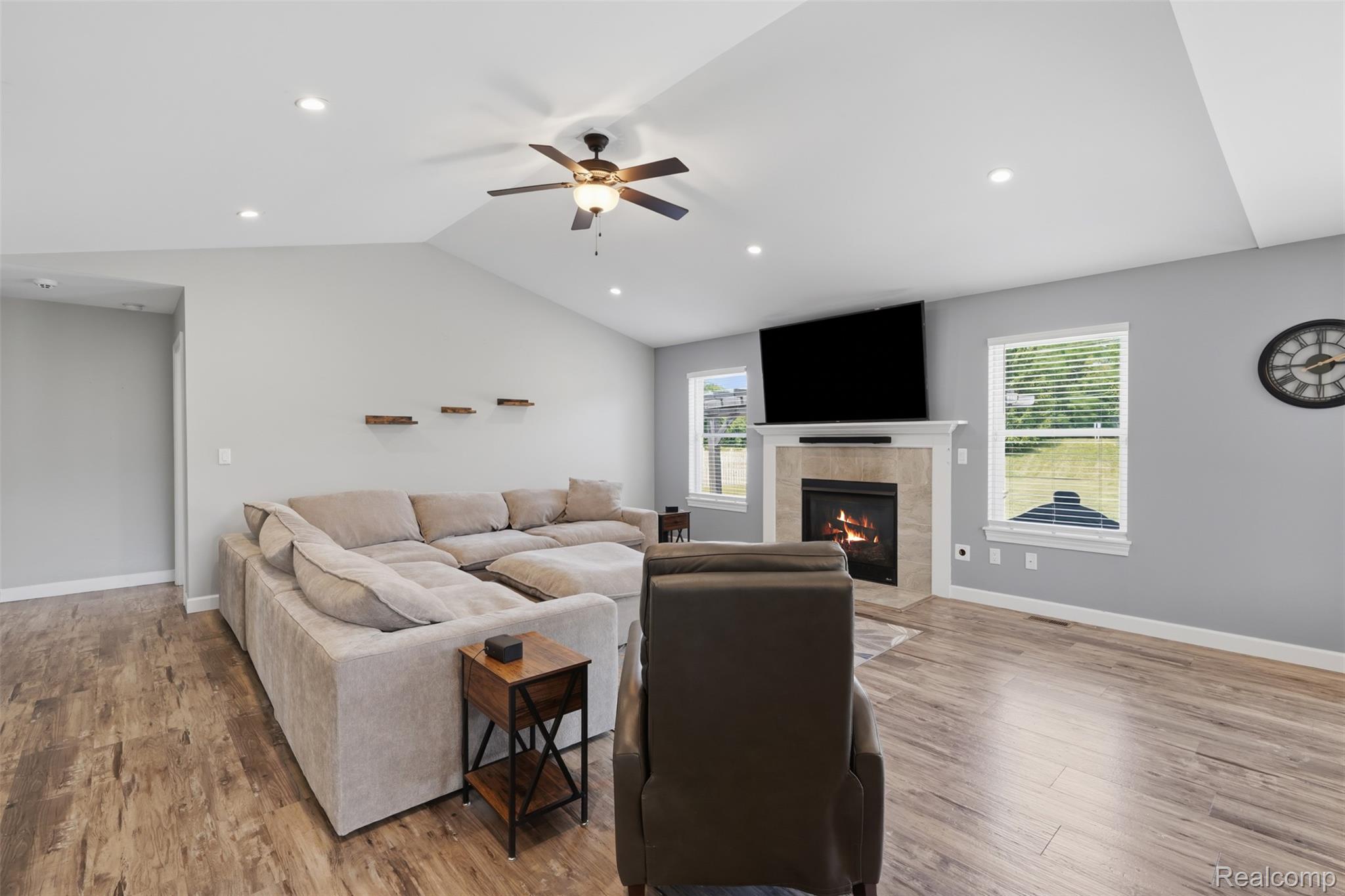 665 Marblewood Lane Property Photo 11