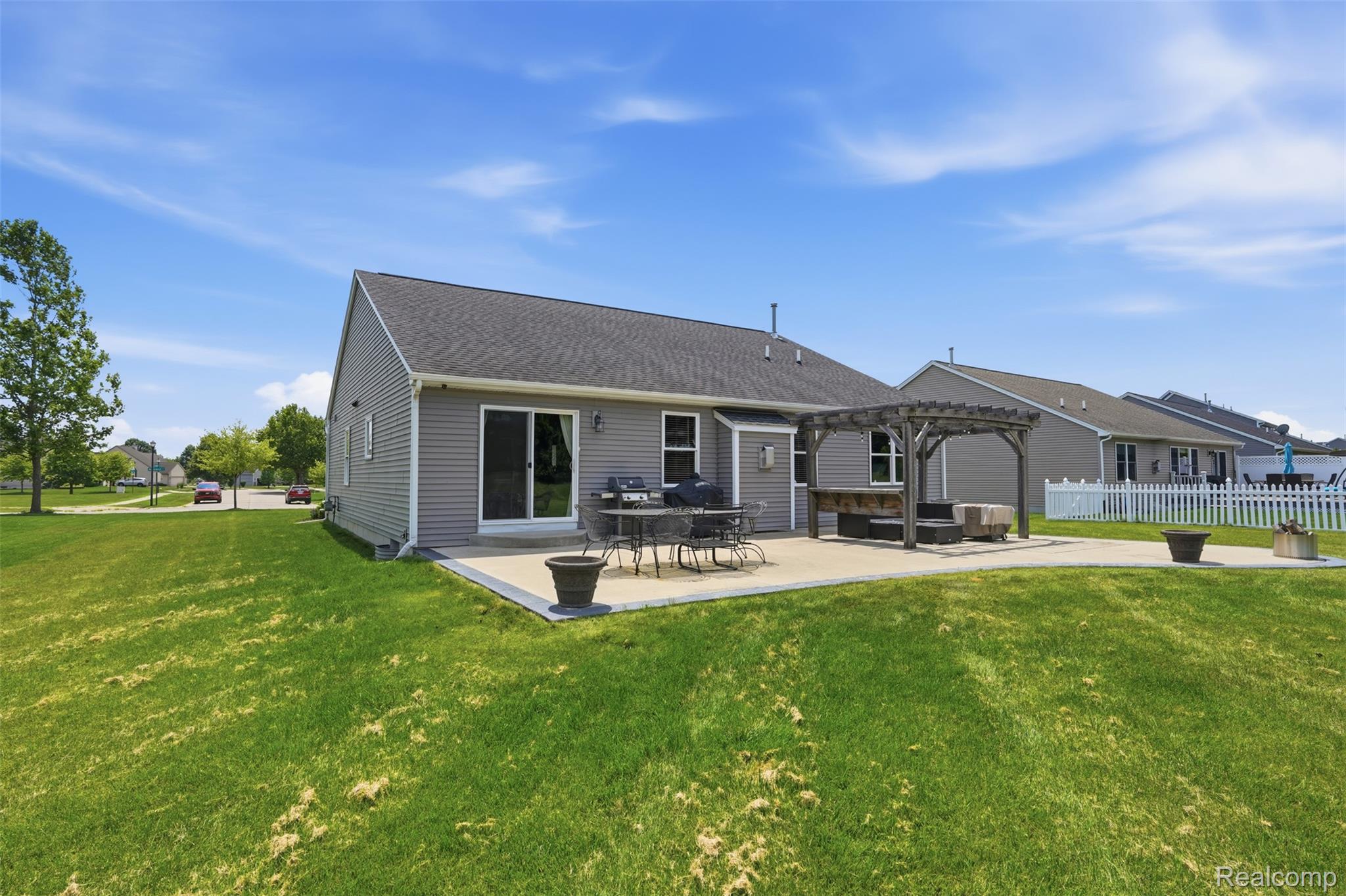 665 Marblewood Lane Property Photo 34