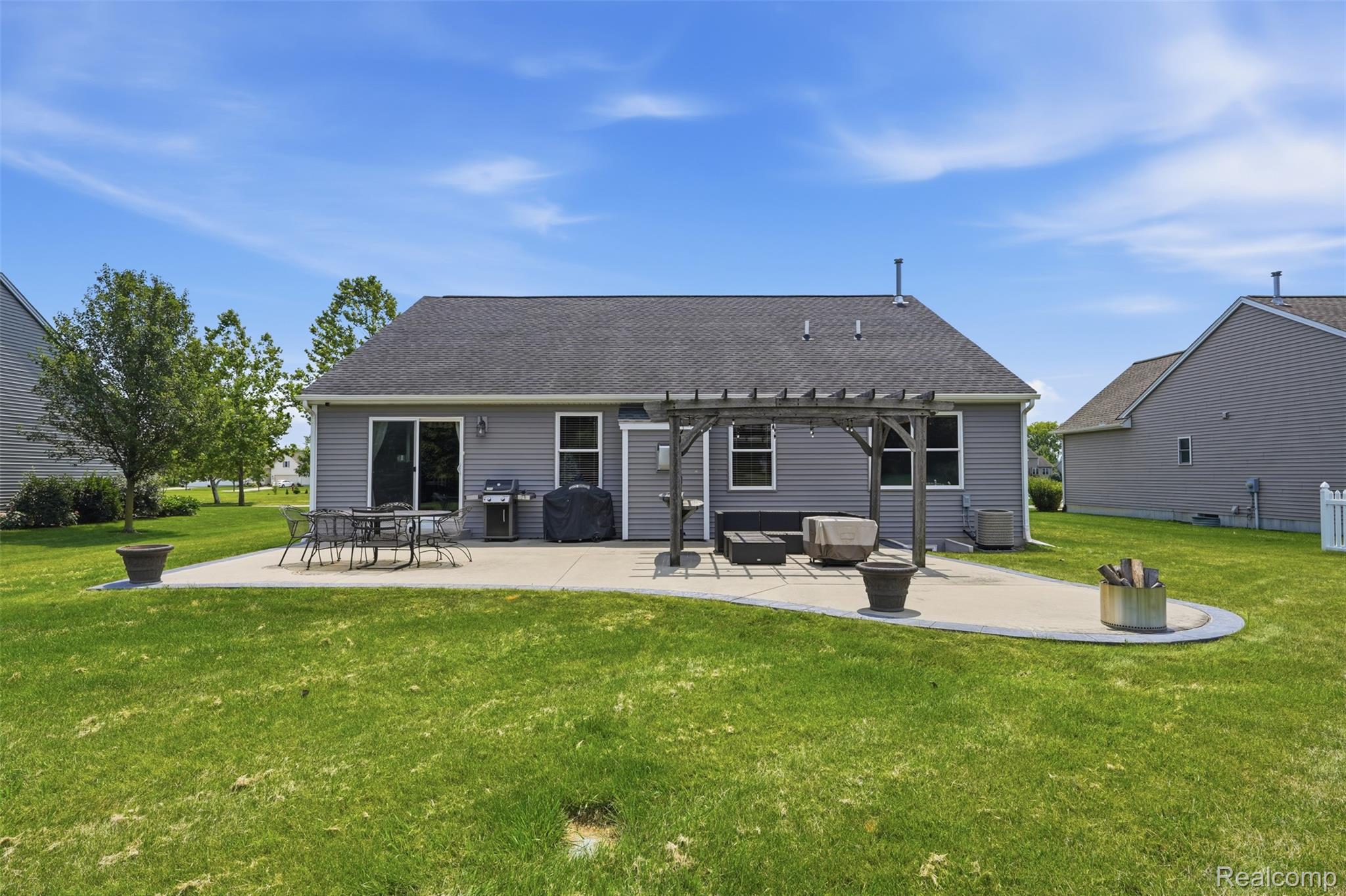 665 Marblewood Lane Property Photo 35
