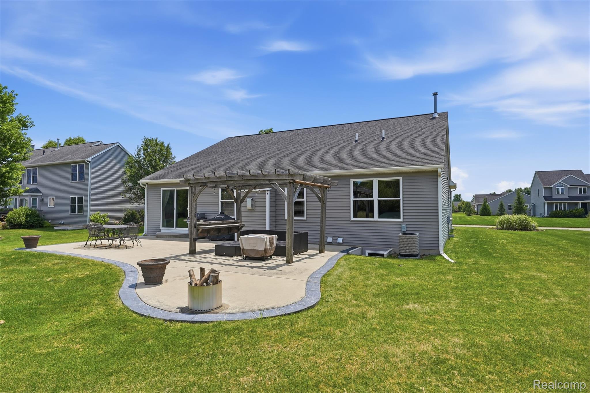 665 Marblewood Lane Property Photo 36